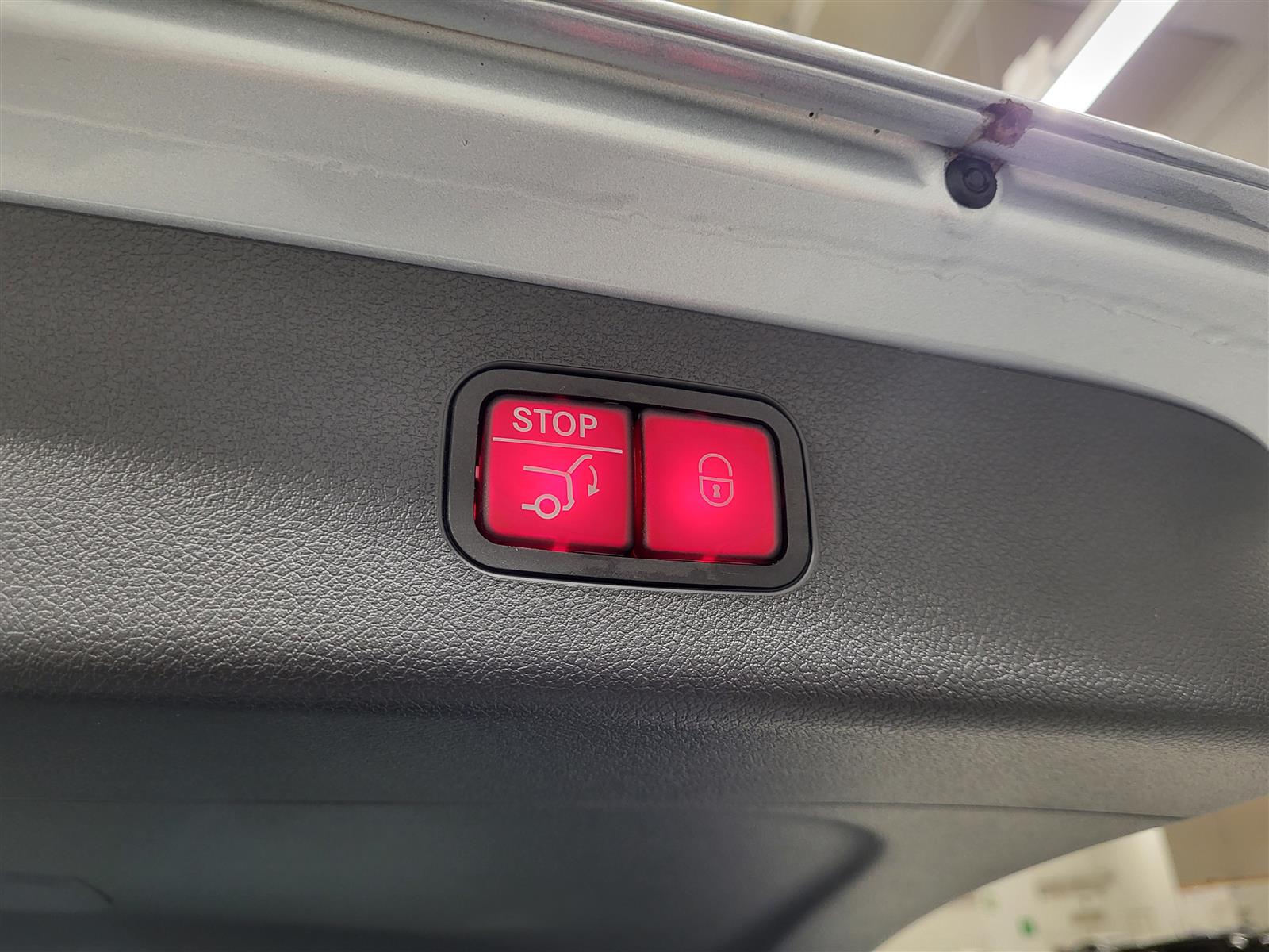 MERCEDES-BENZ E 2024