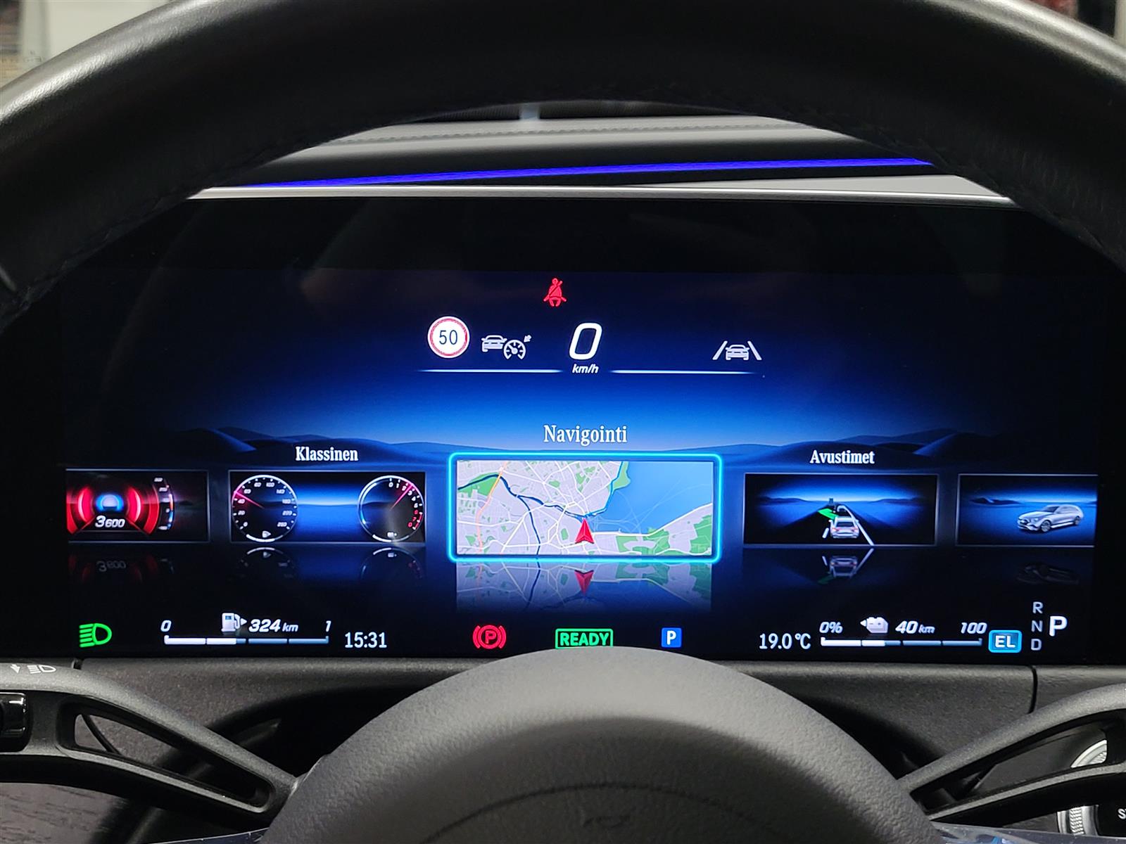 MERCEDES-BENZ E 2024