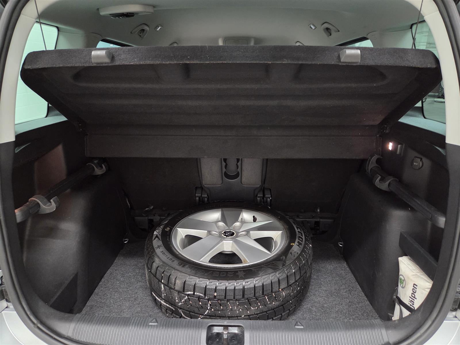 SKODA Yeti 2014