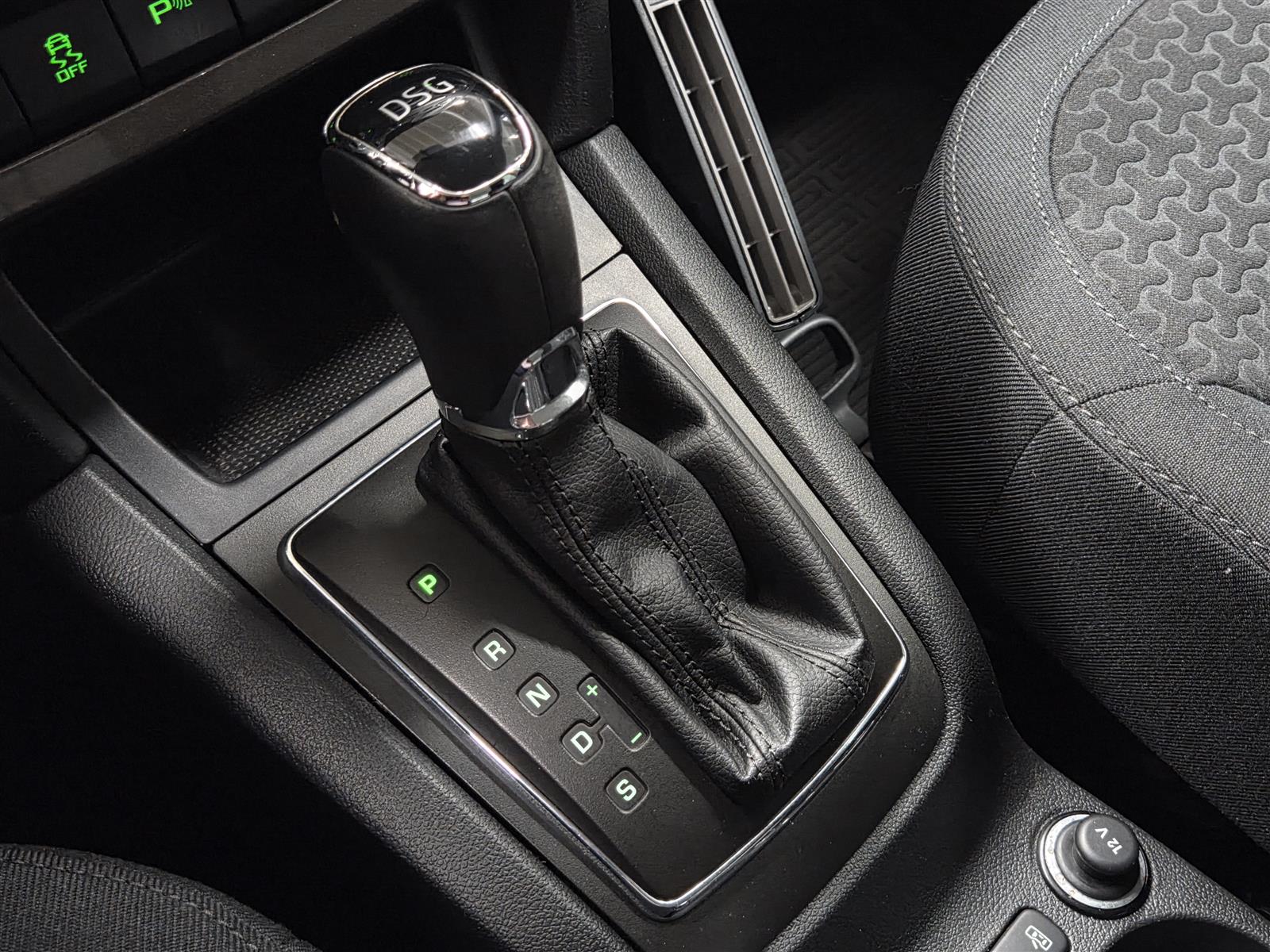 SKODA Yeti 2014