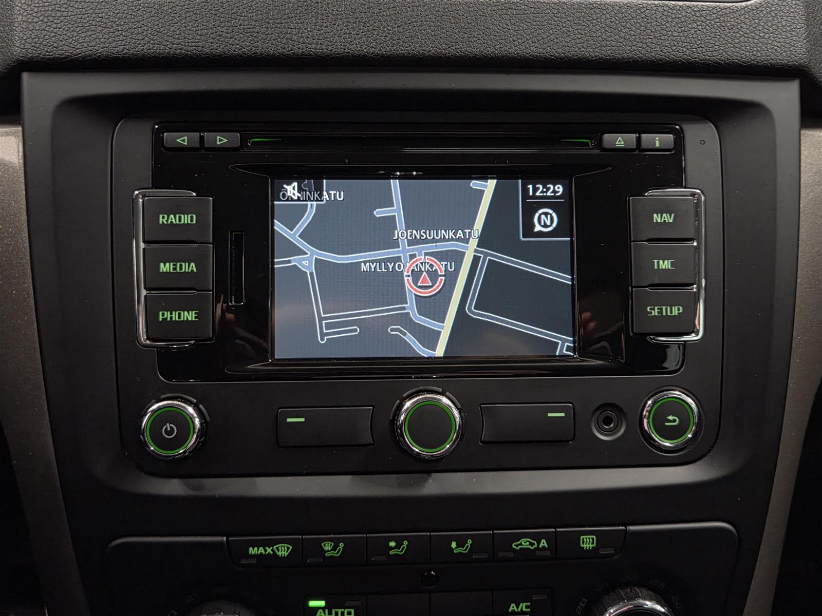 SKODA Yeti 2014