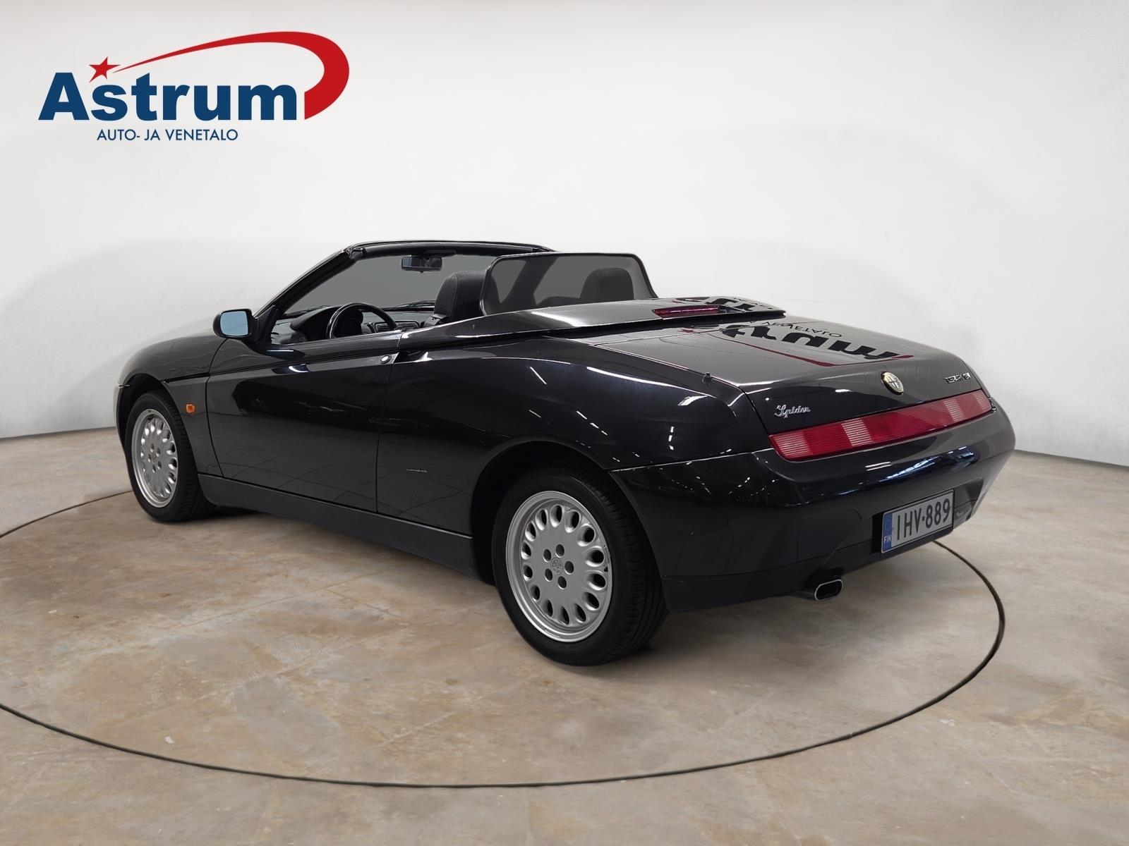 Alfa Romeo Spider 1998