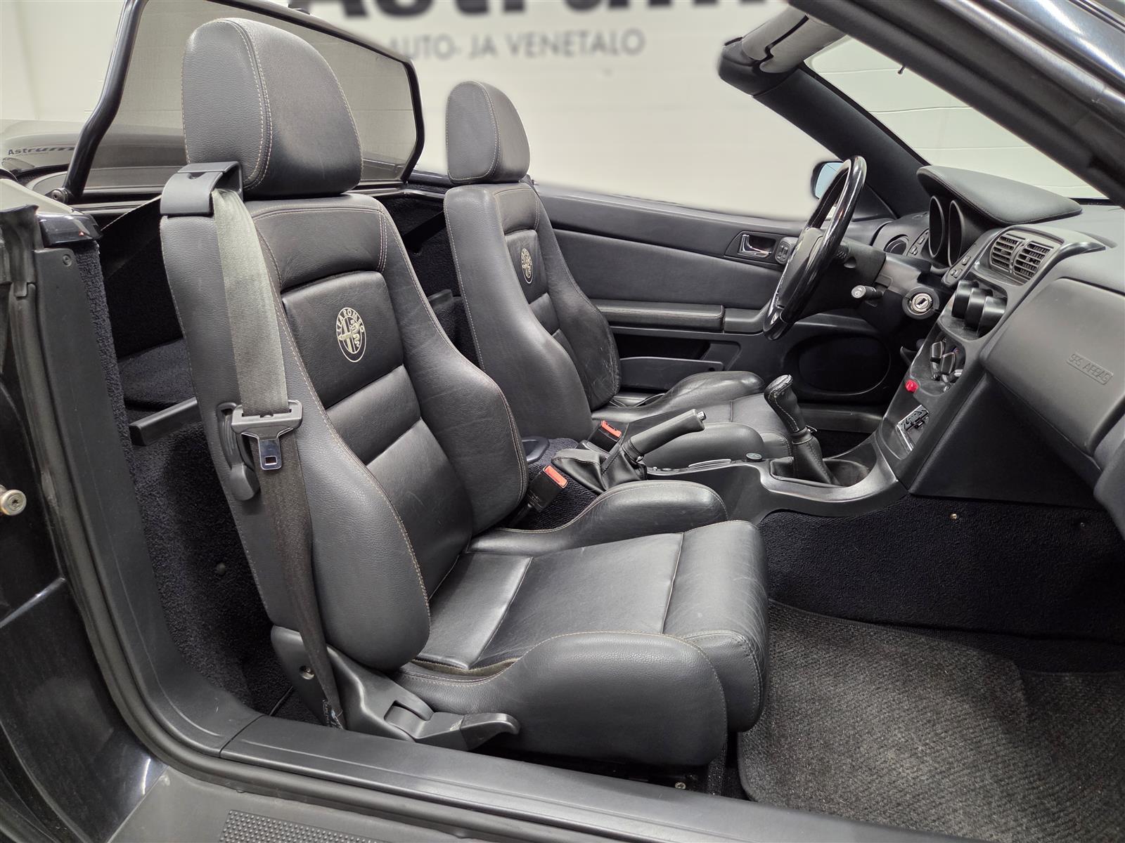 Alfa Romeo Spider 1998