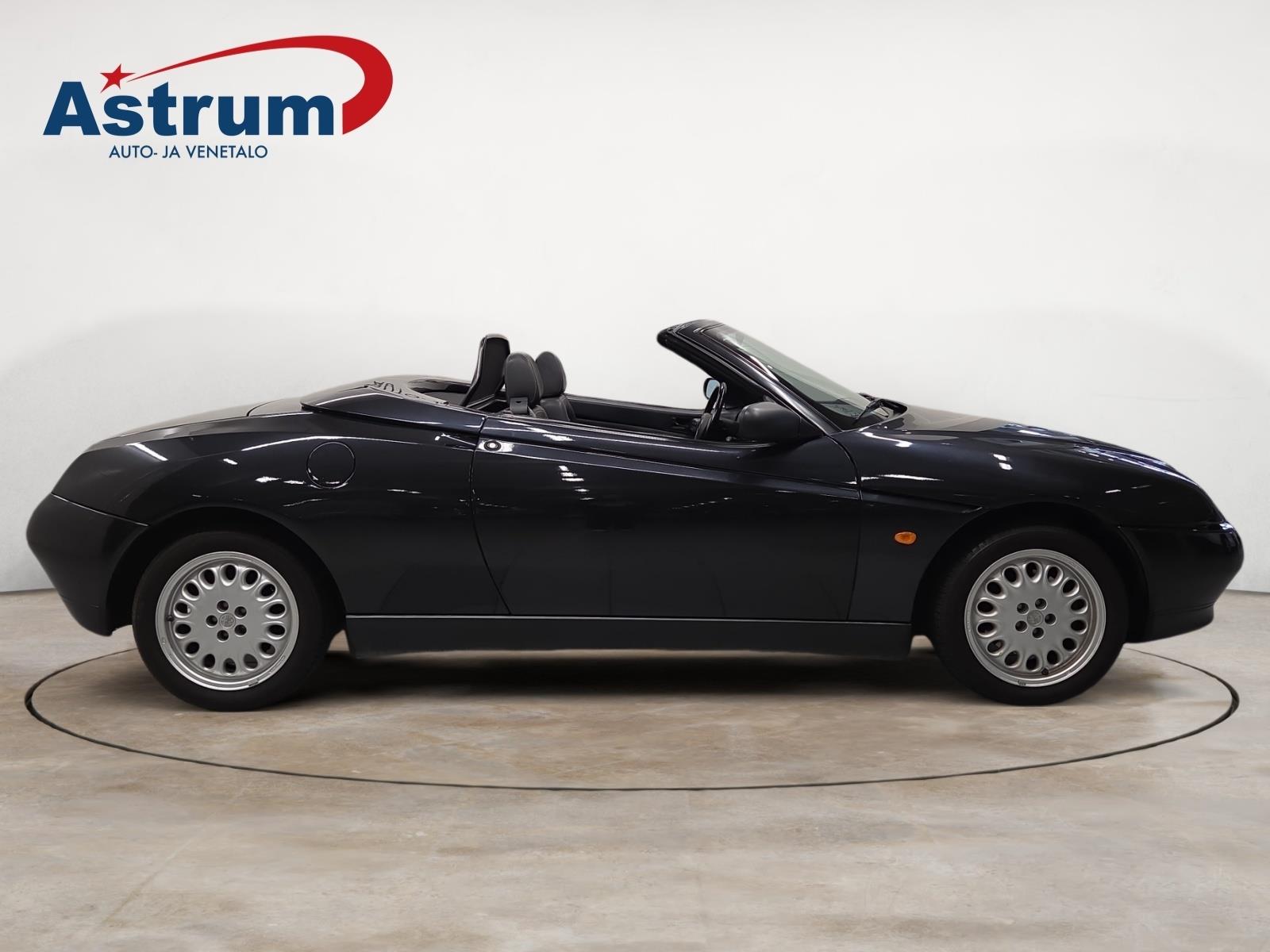 Alfa Romeo Spider 1998