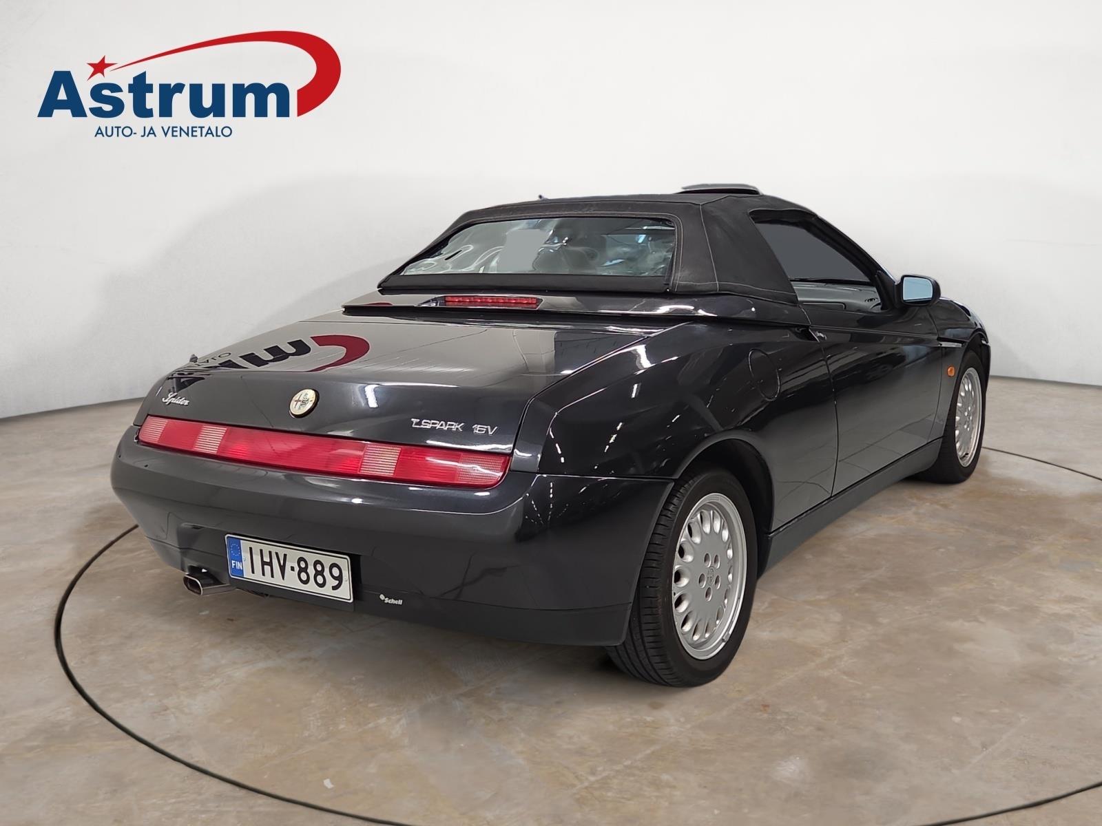 Alfa Romeo Spider 1998