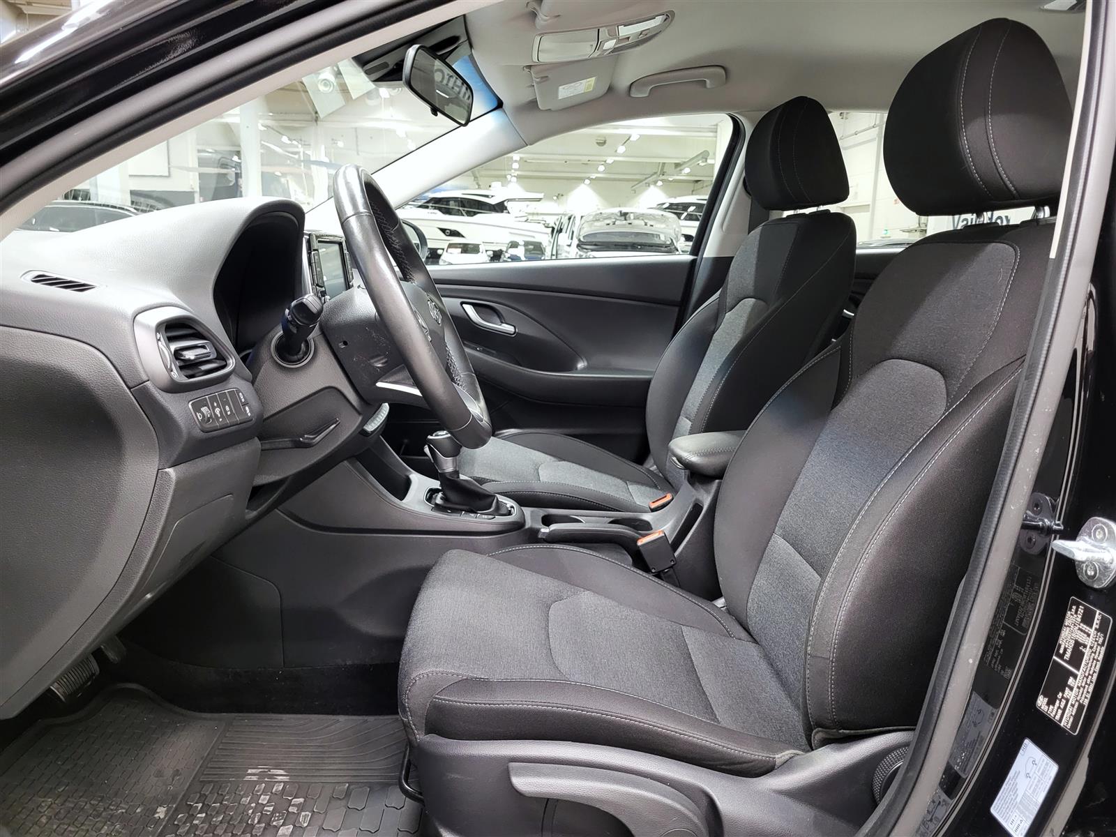 HYUNDAI i30 Hatchback 2023