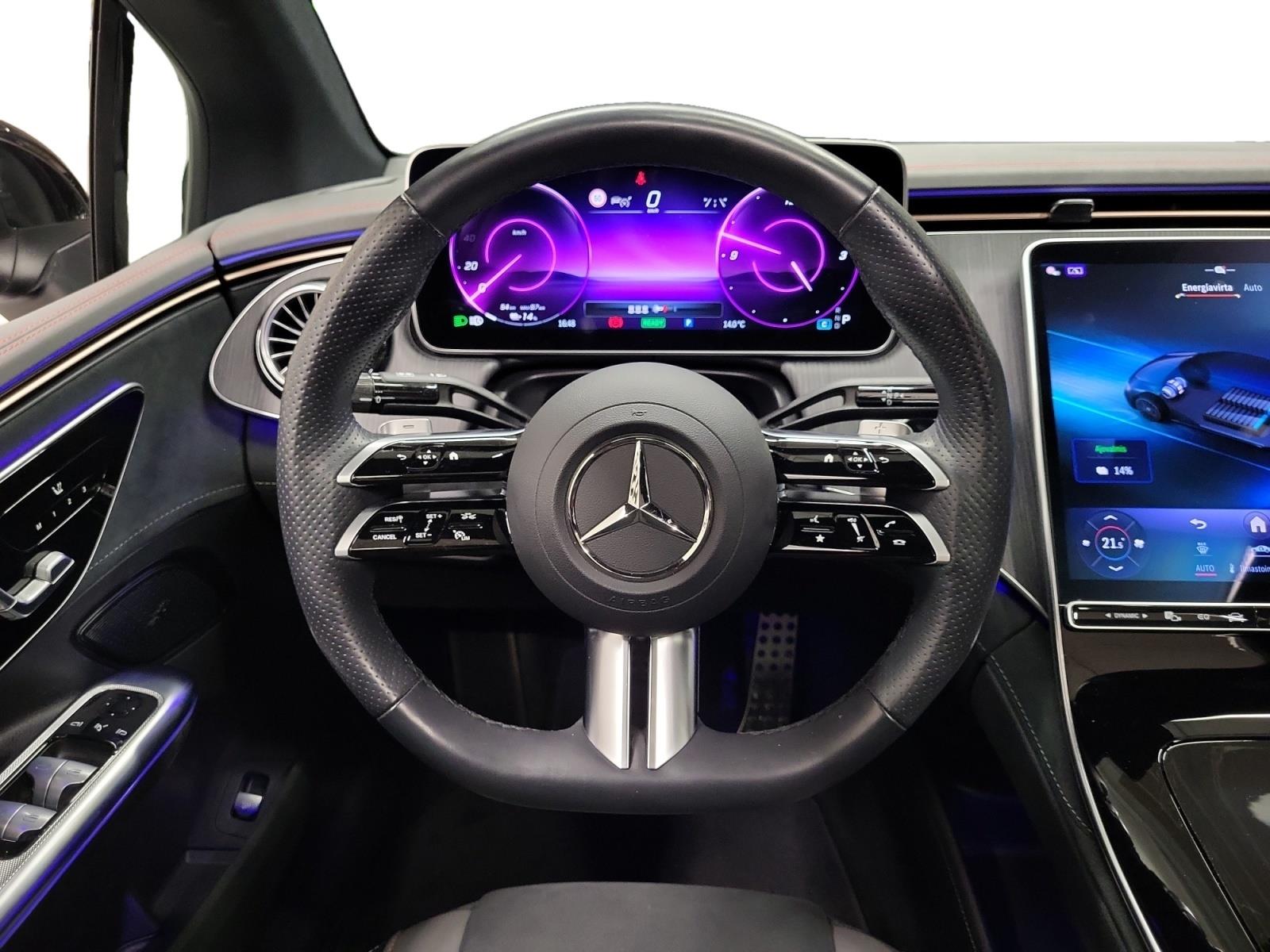 MERCEDES-BENZ EQE 2024