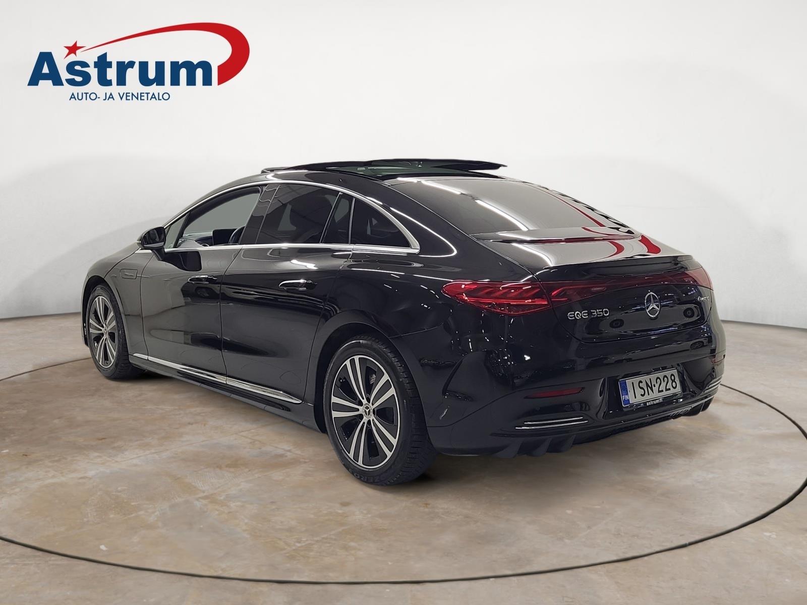 MERCEDES-BENZ EQE 2024