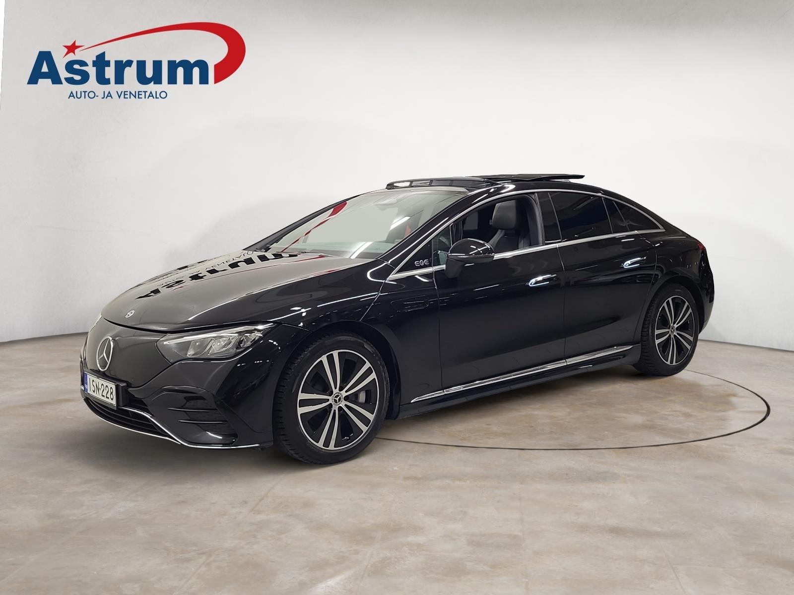 MERCEDES-BENZ EQE 2024