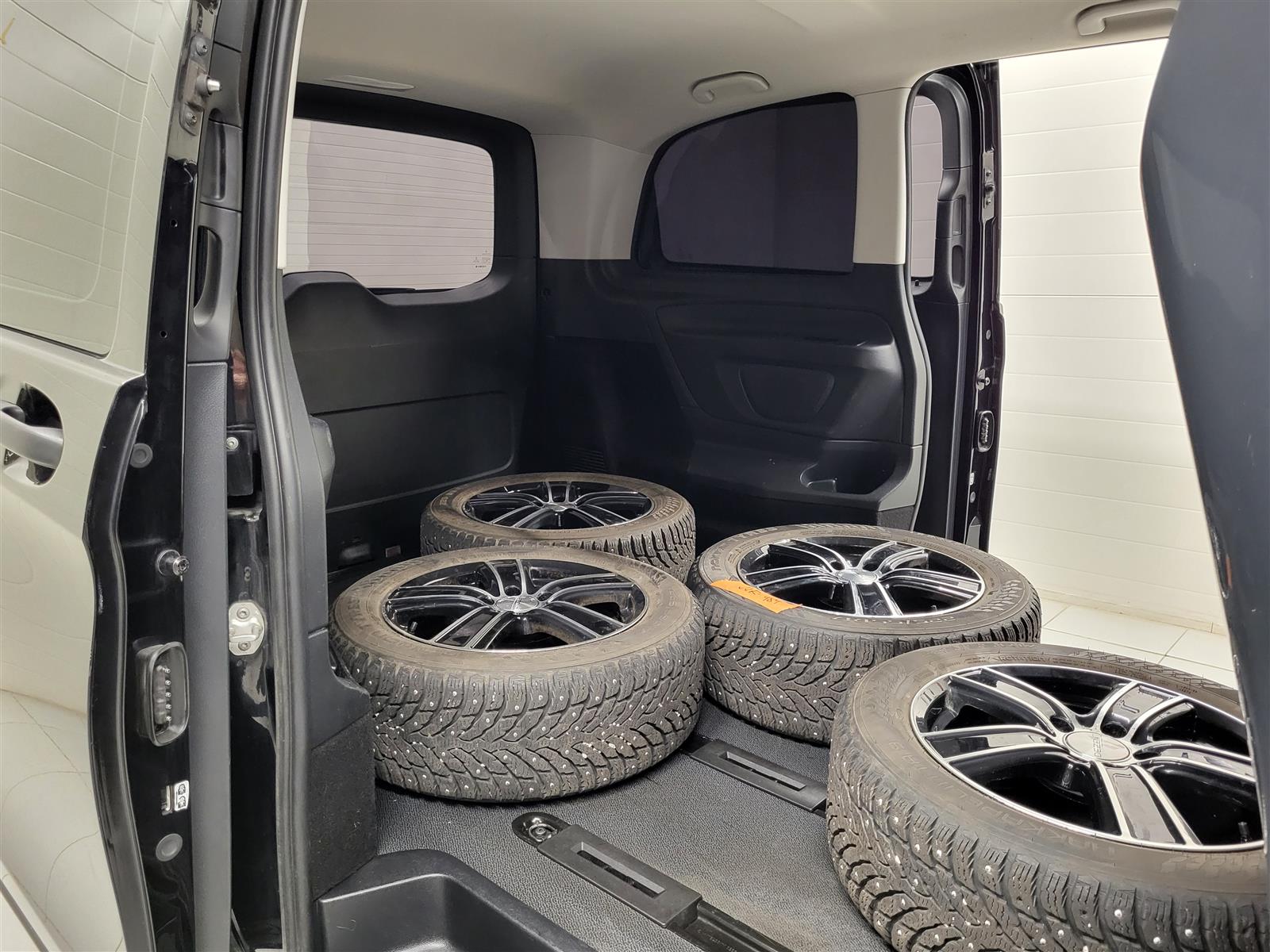 MERCEDES-BENZ VITO 2016