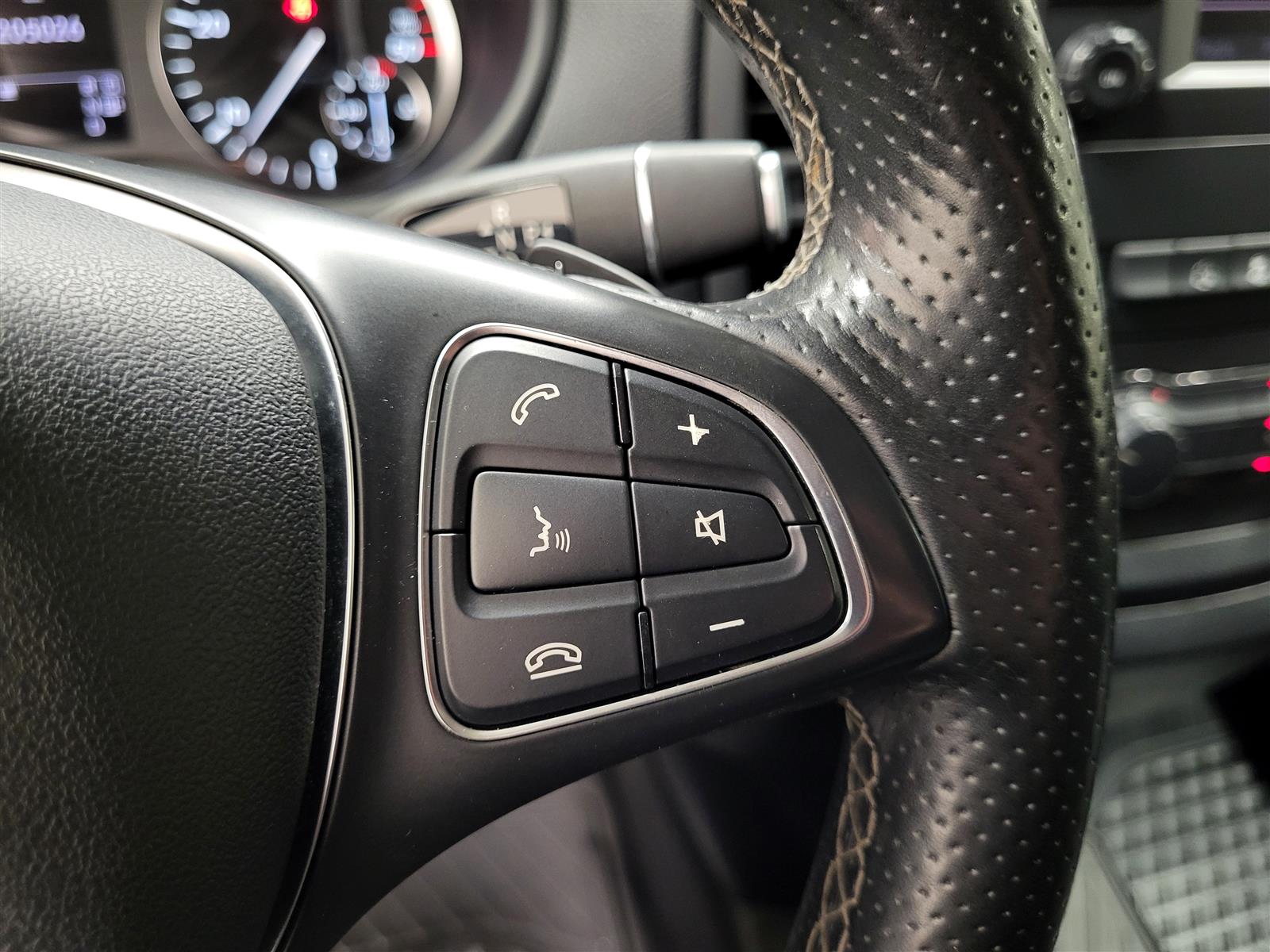 MERCEDES-BENZ VITO 2016