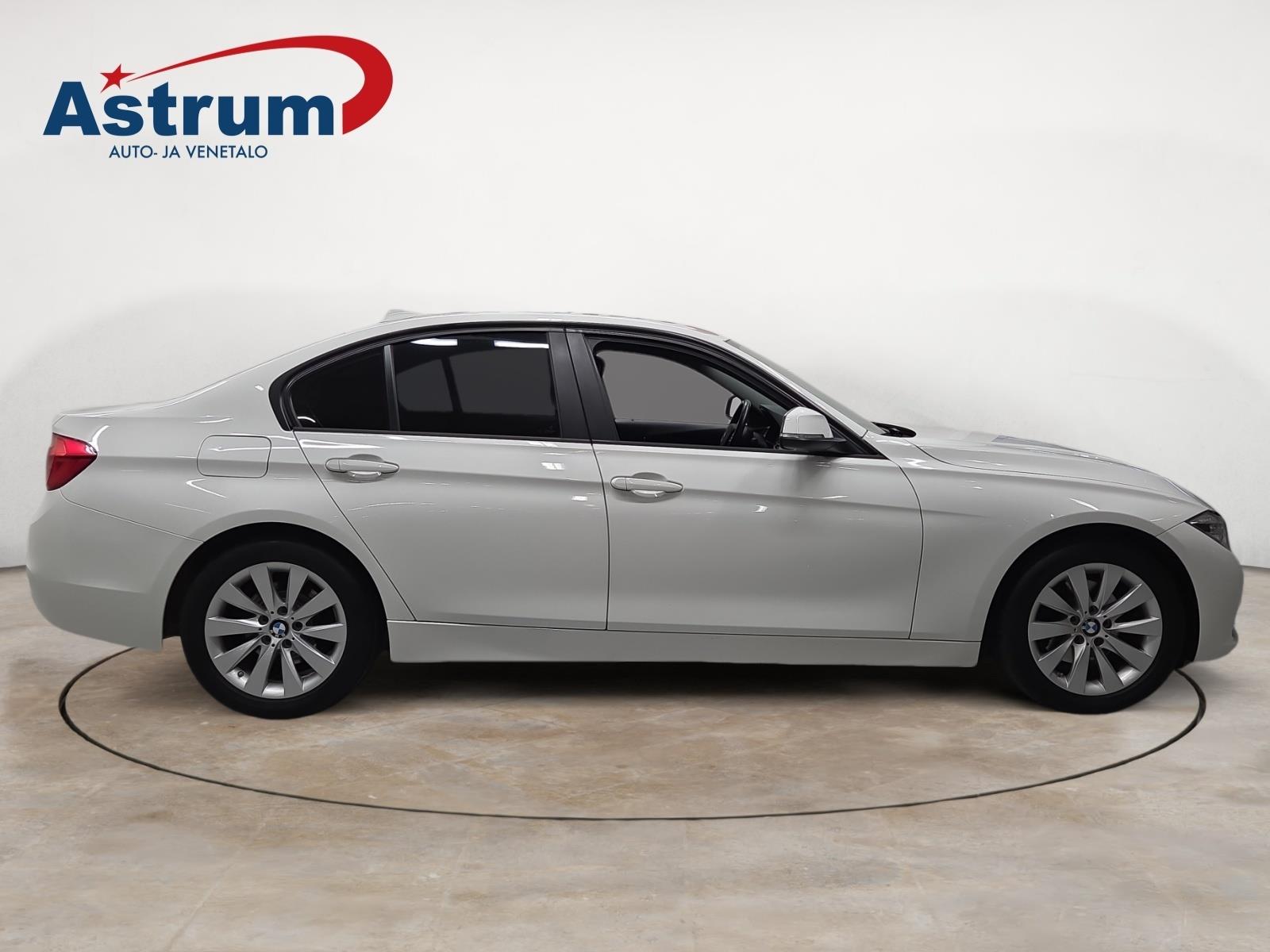 BMW 320 2016