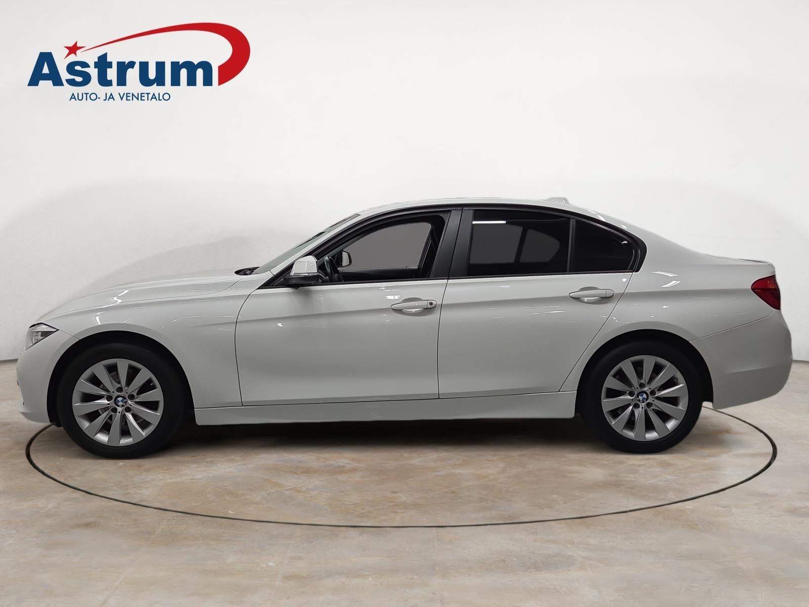 BMW 320 2016