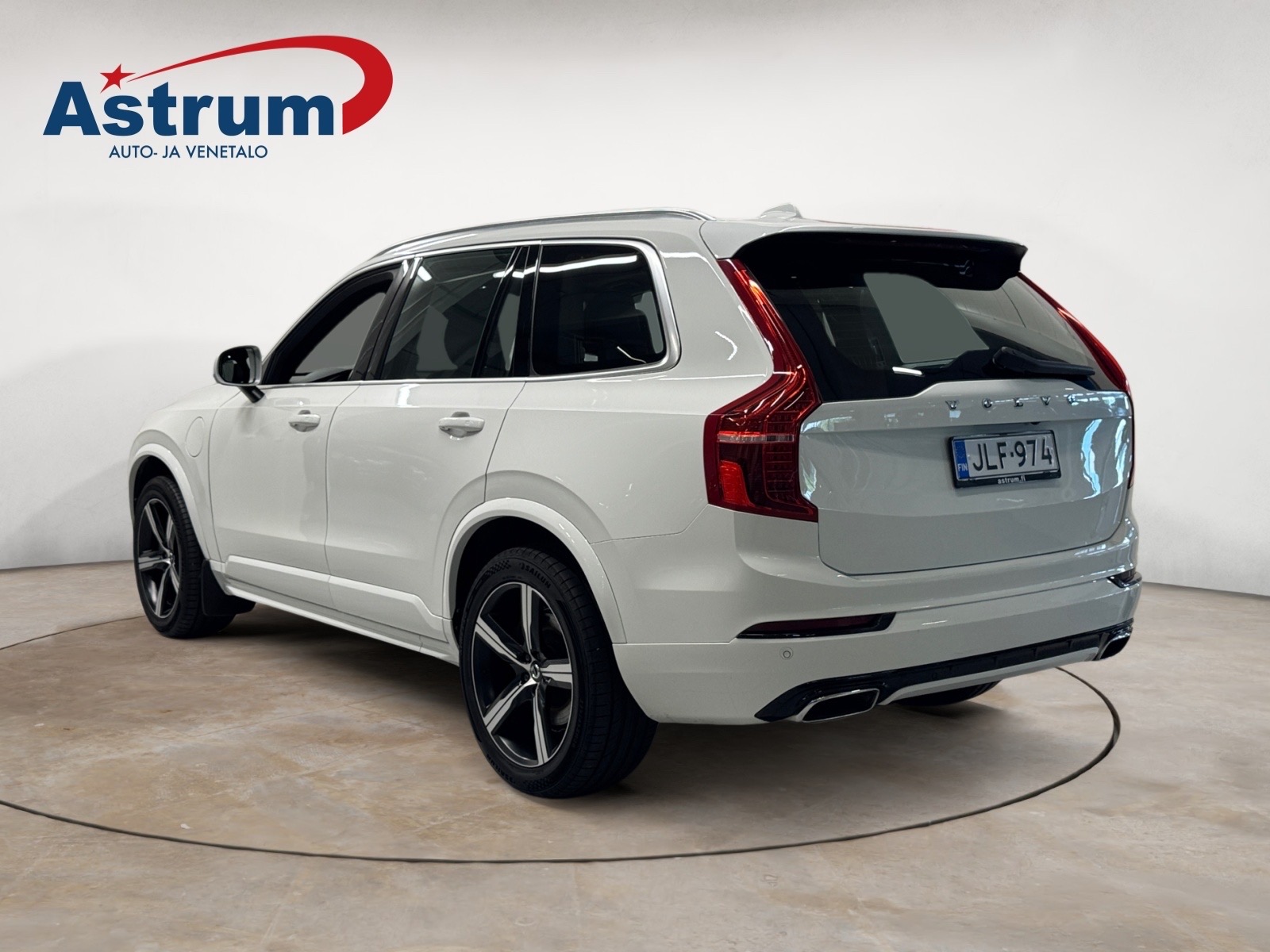 VOLVO XC90 2019
