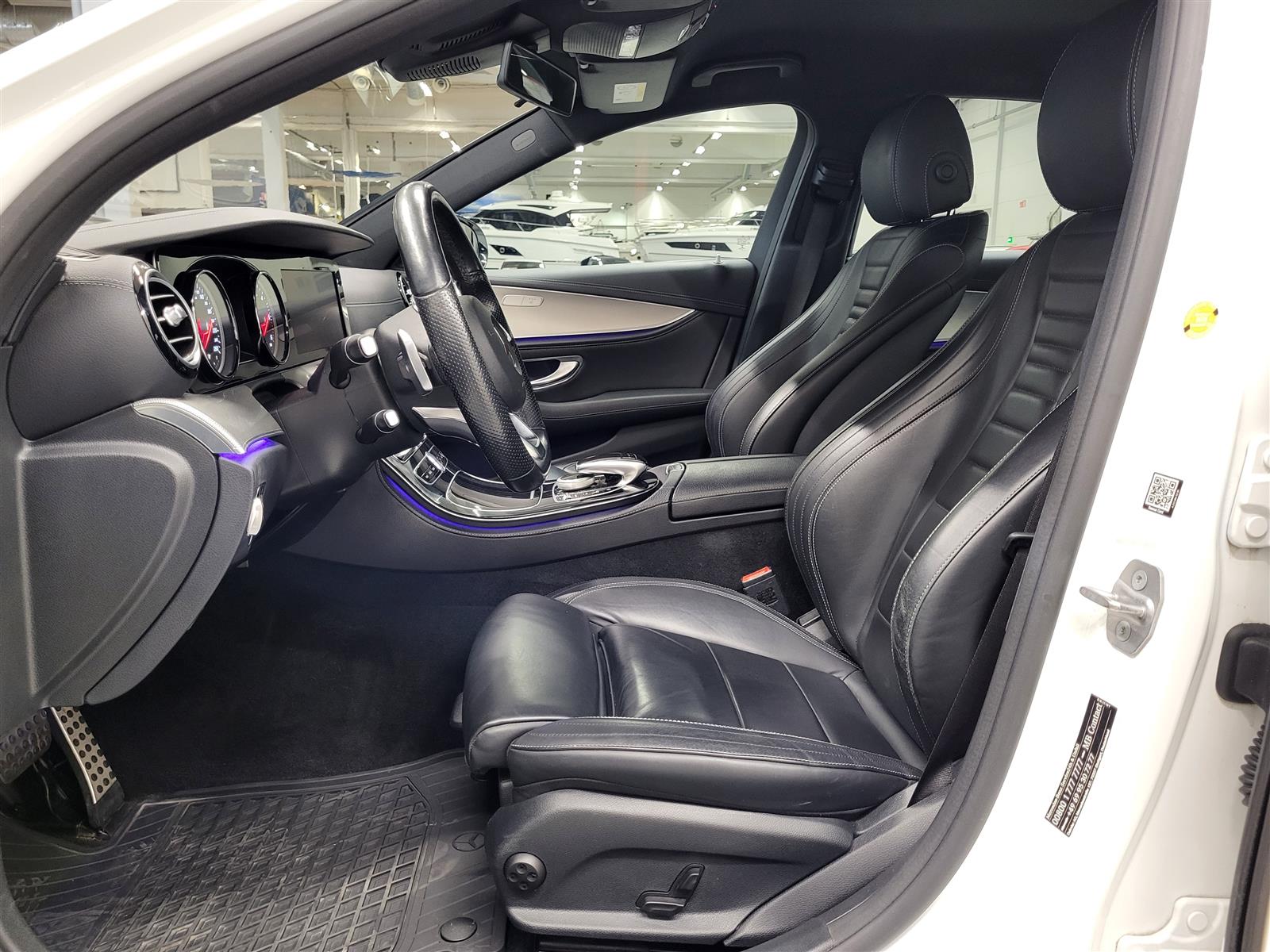 MERCEDES-BENZ E 2016