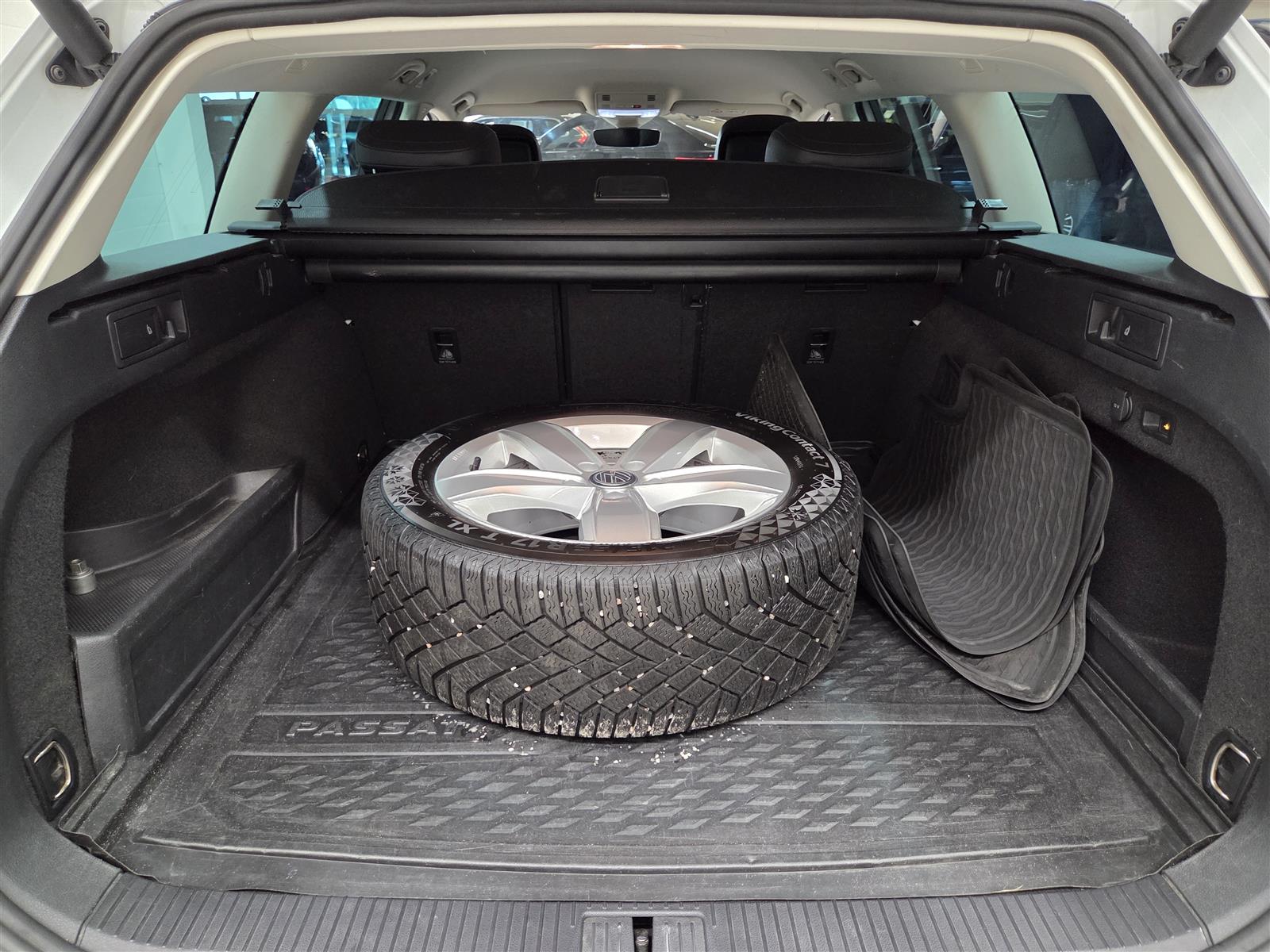VOLKSWAGEN PASSAT 2018