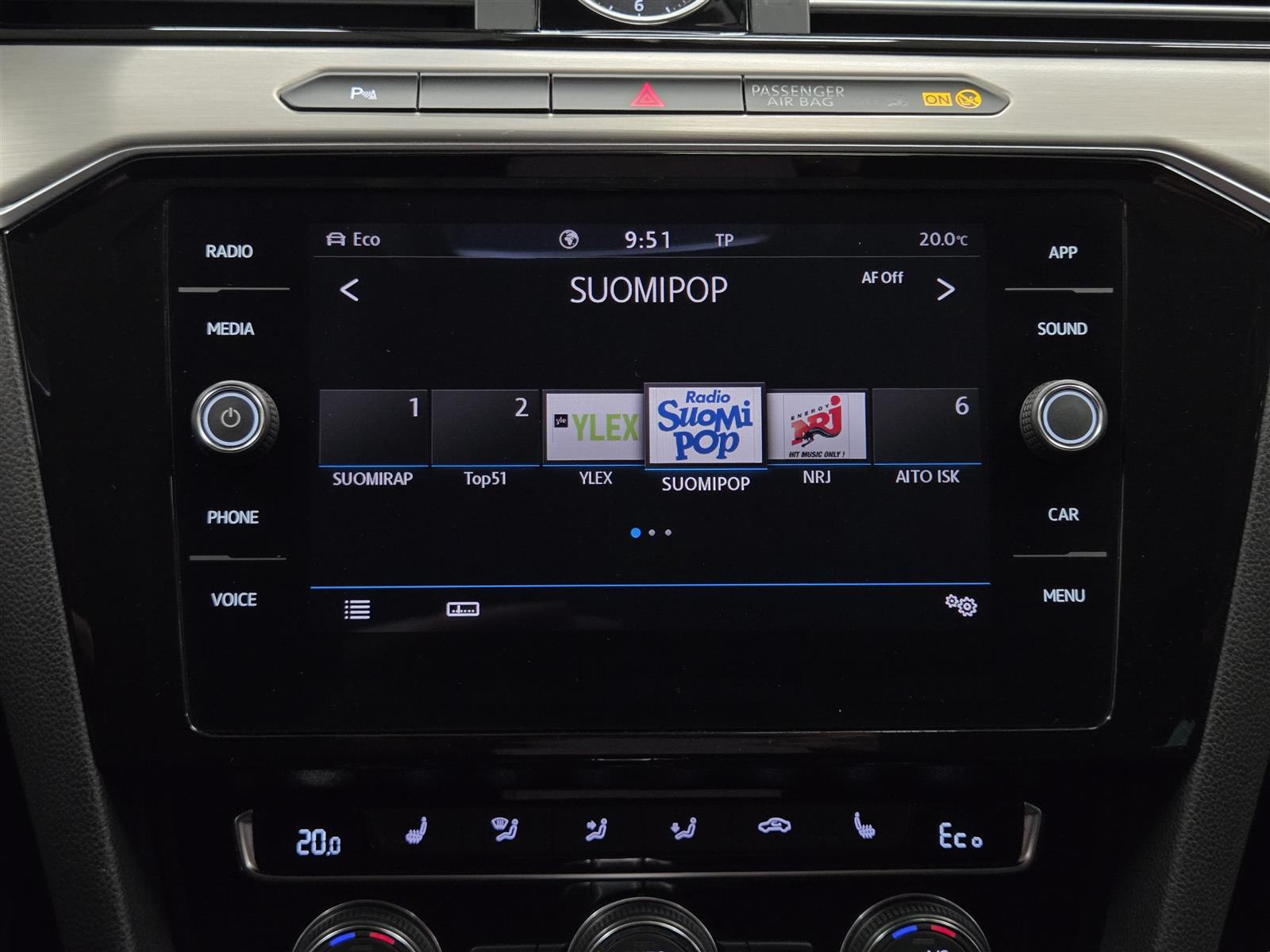VOLKSWAGEN PASSAT 2018