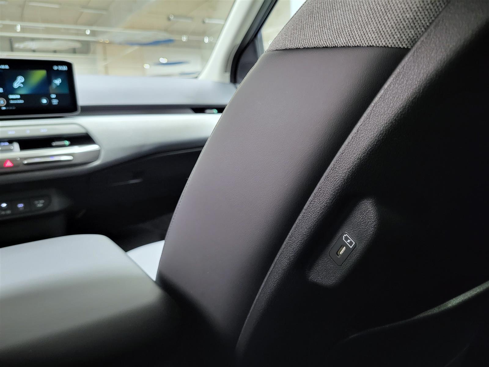 Kia EV4 2025