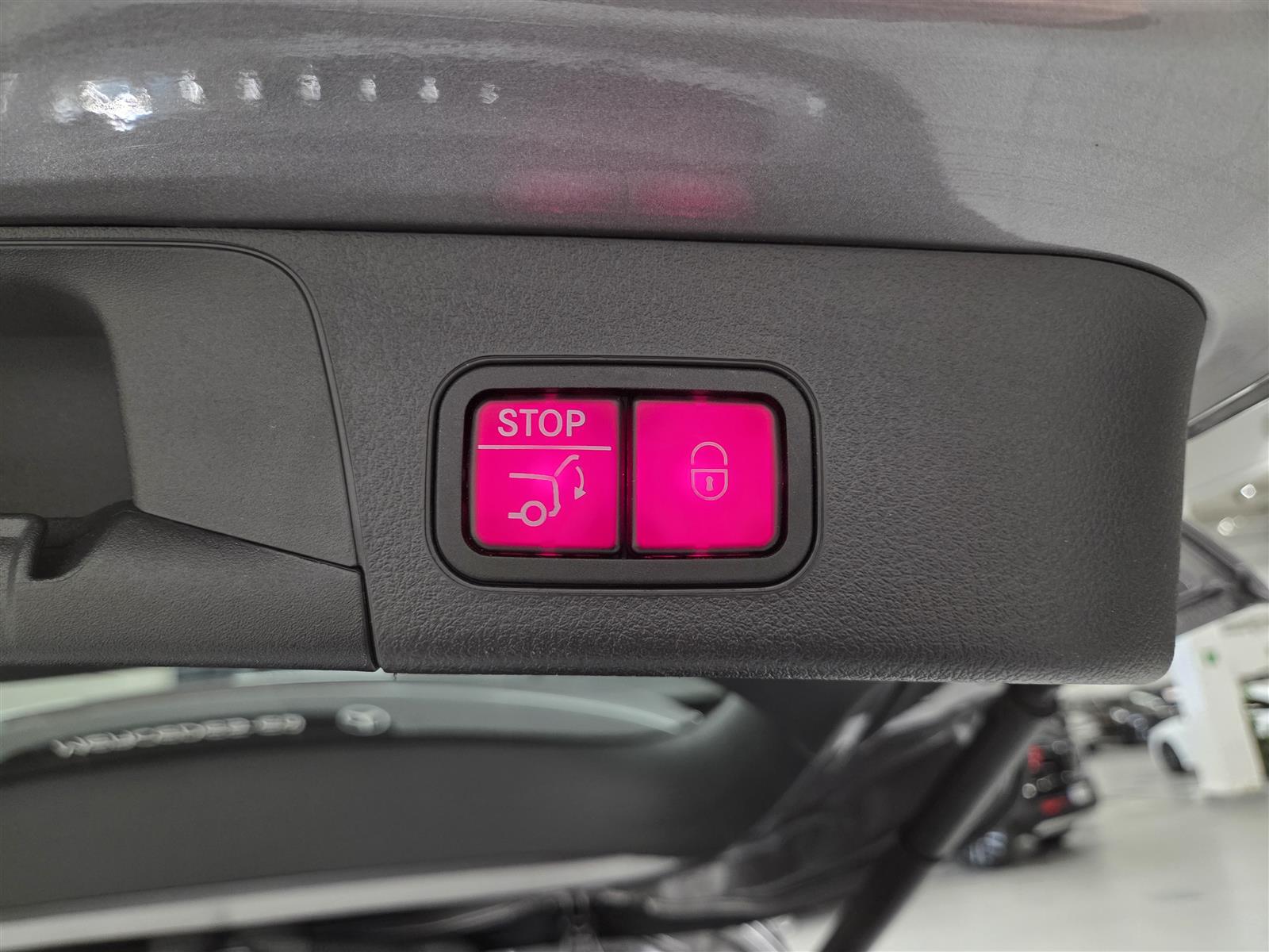 MERCEDES-BENZ EQB 2022