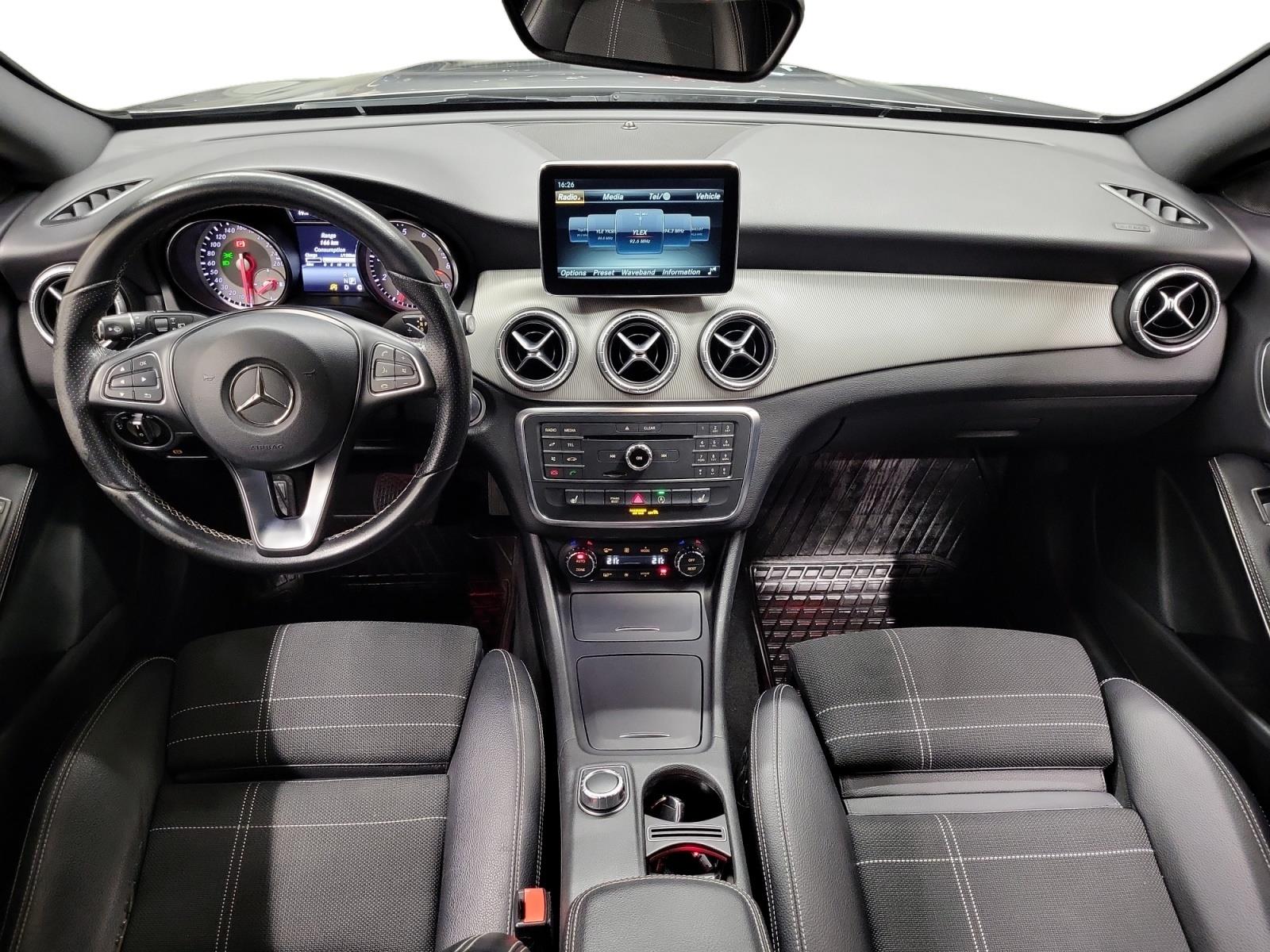 Mercedes-Benz CLA 2016