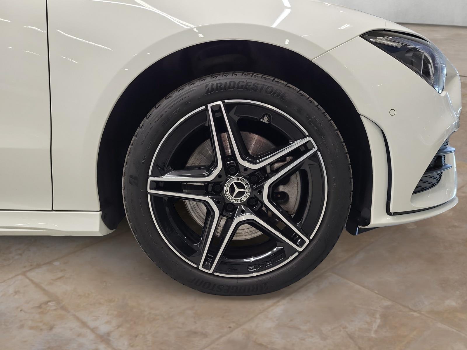 MERCEDES-BENZ CLA 2023