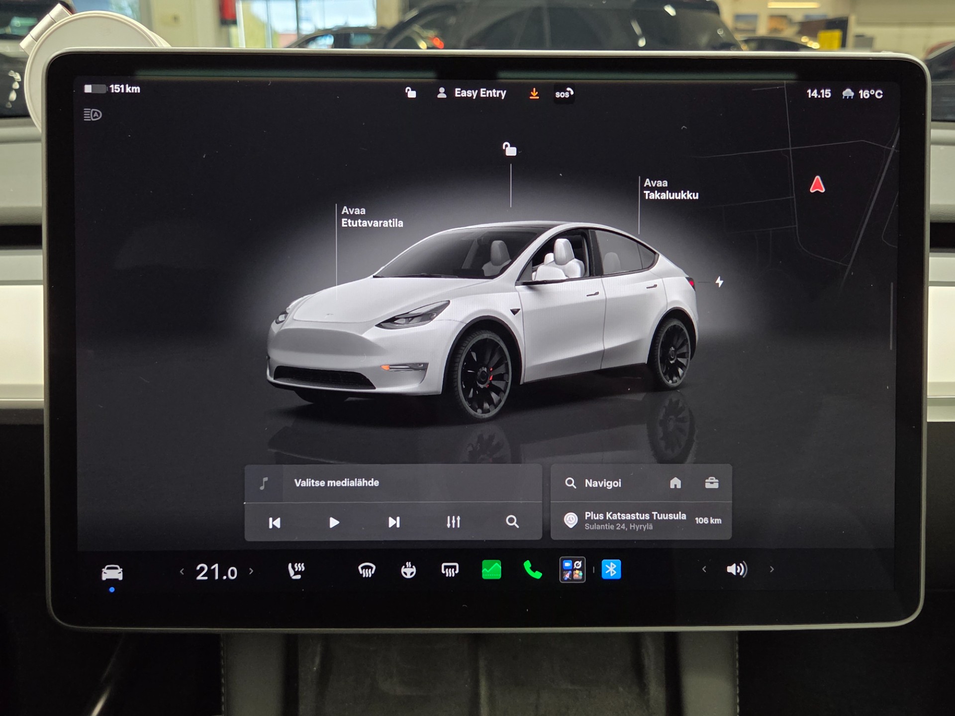 TESLA Model Y 2023