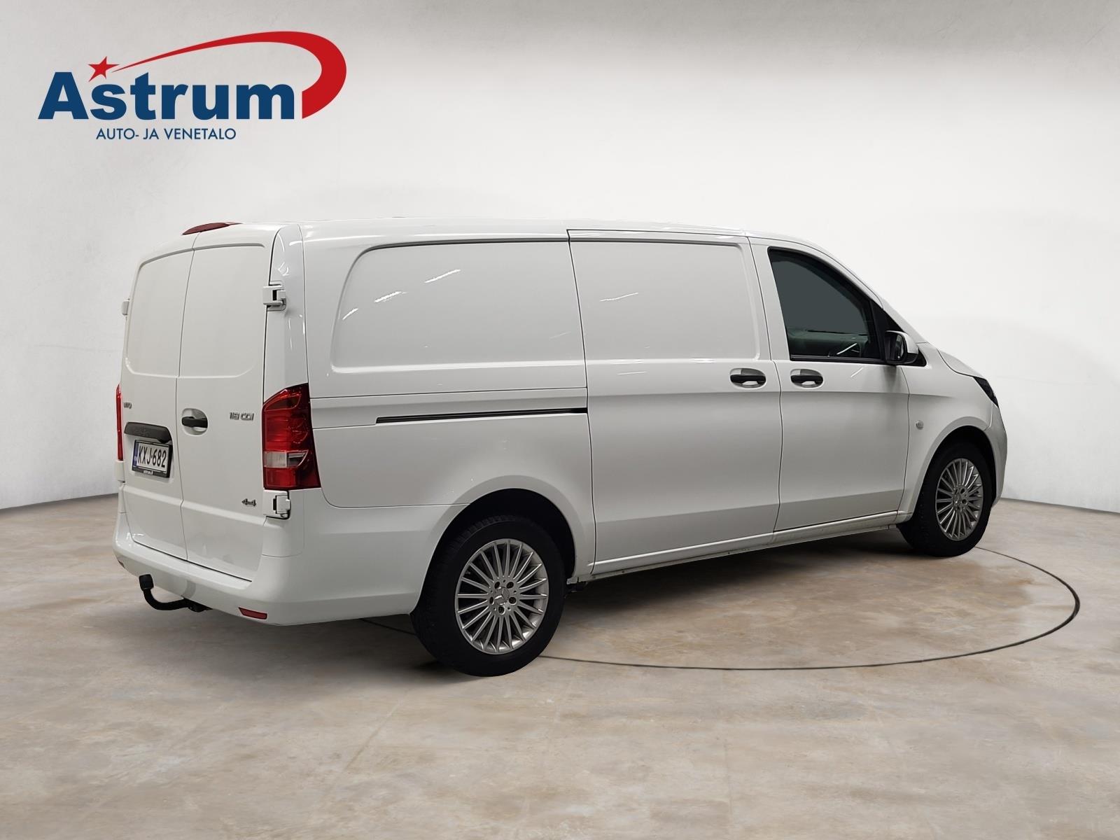 MERCEDES-BENZ VITO 2020