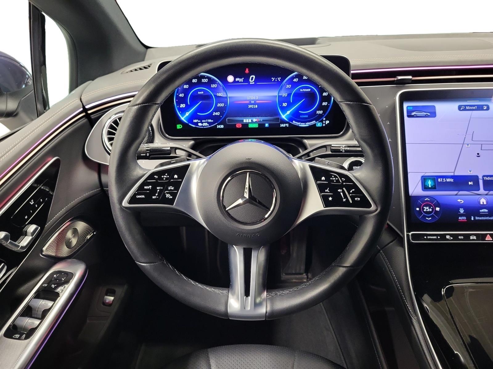 MERCEDES-BENZ EQE 2023