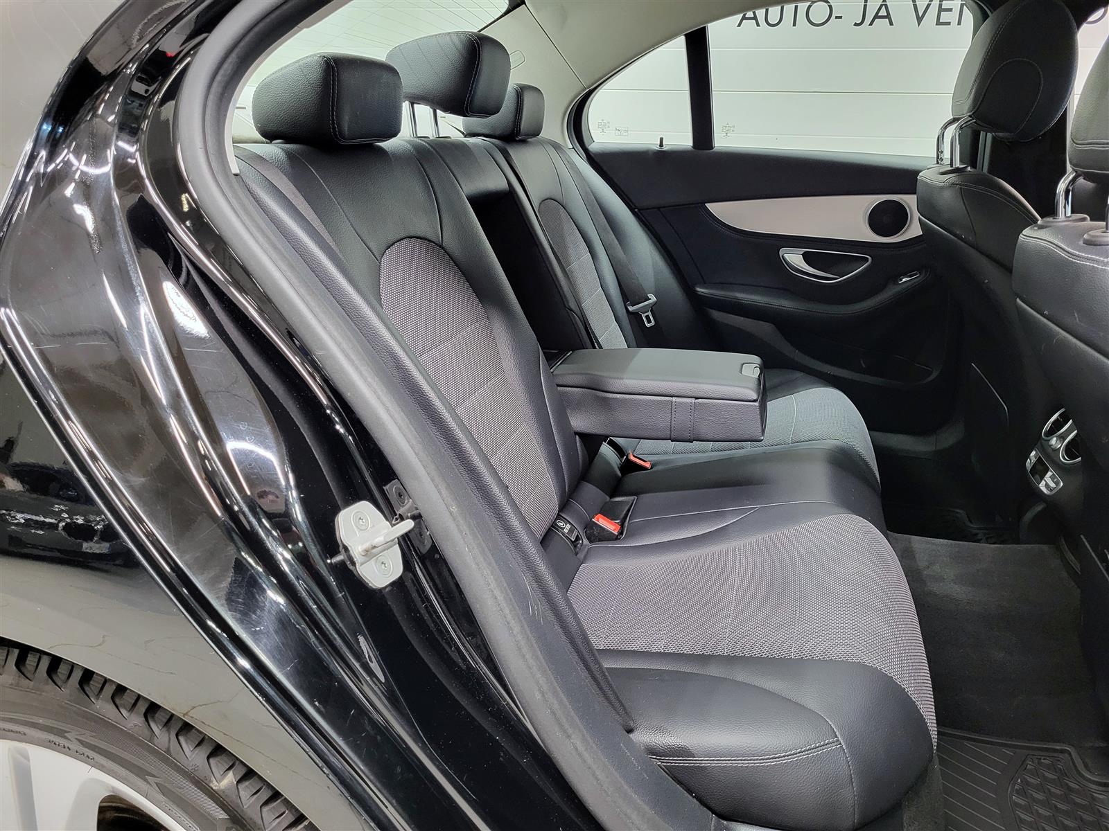 MERCEDES-BENZ C 2015