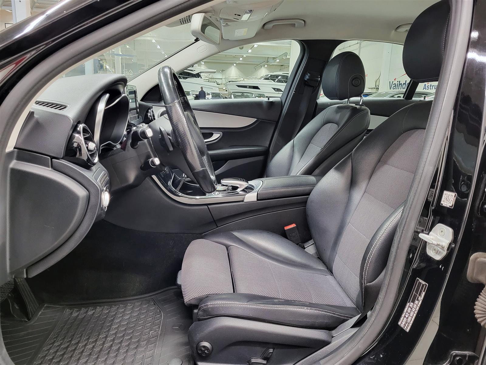 MERCEDES-BENZ C 2015