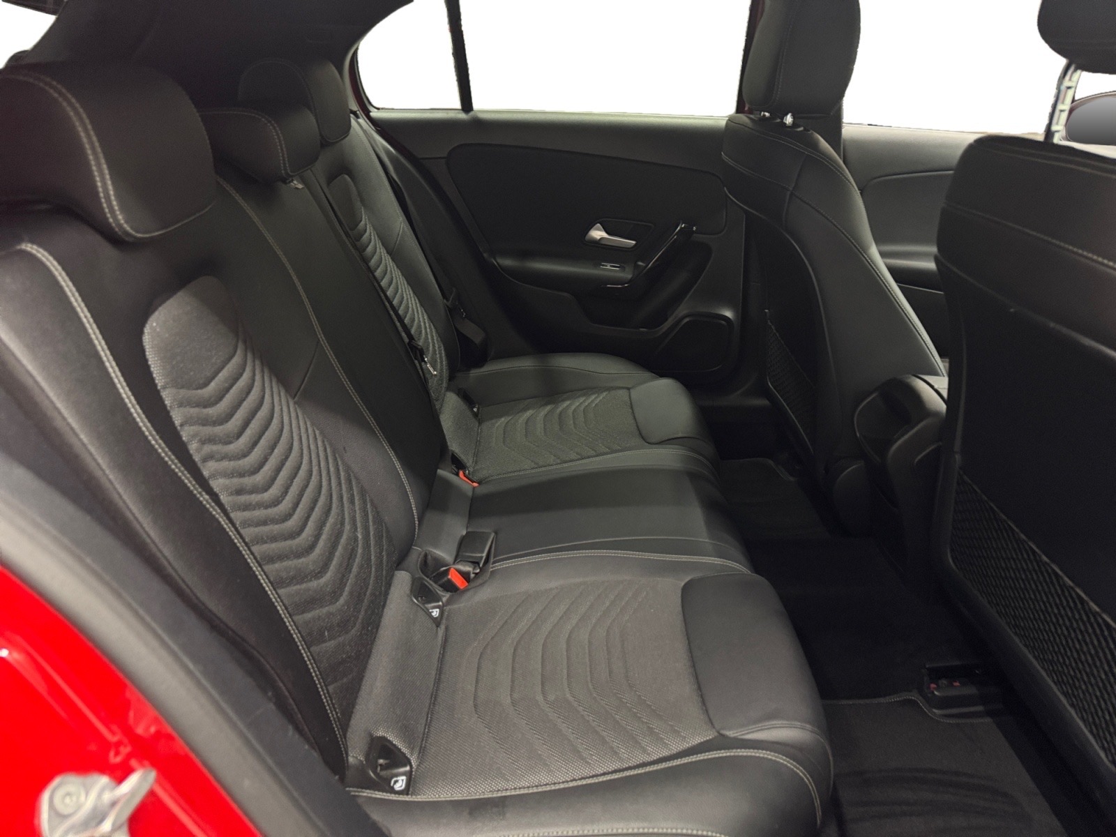 MERCEDES-BENZ A 2018