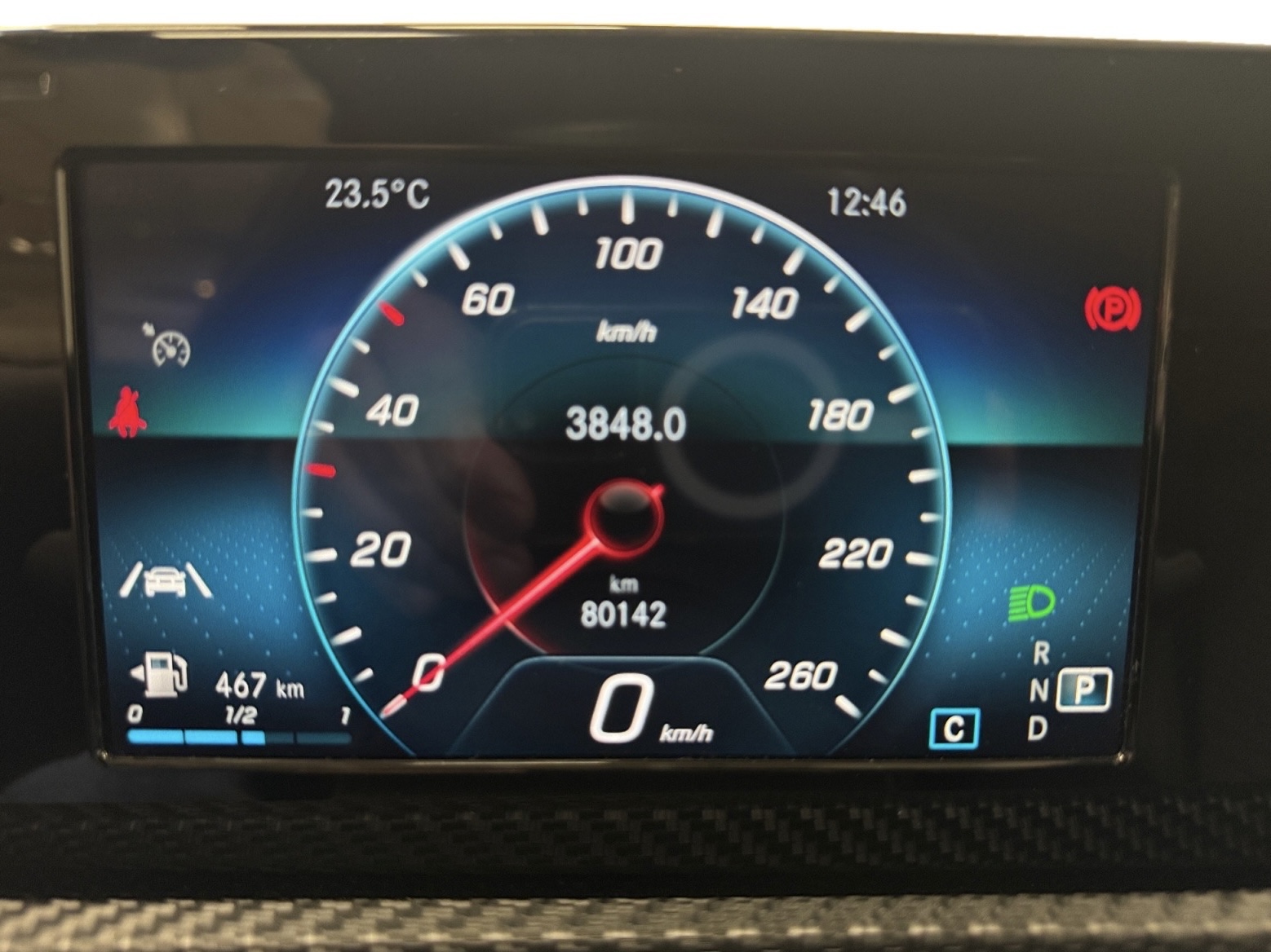 MERCEDES-BENZ A 2018