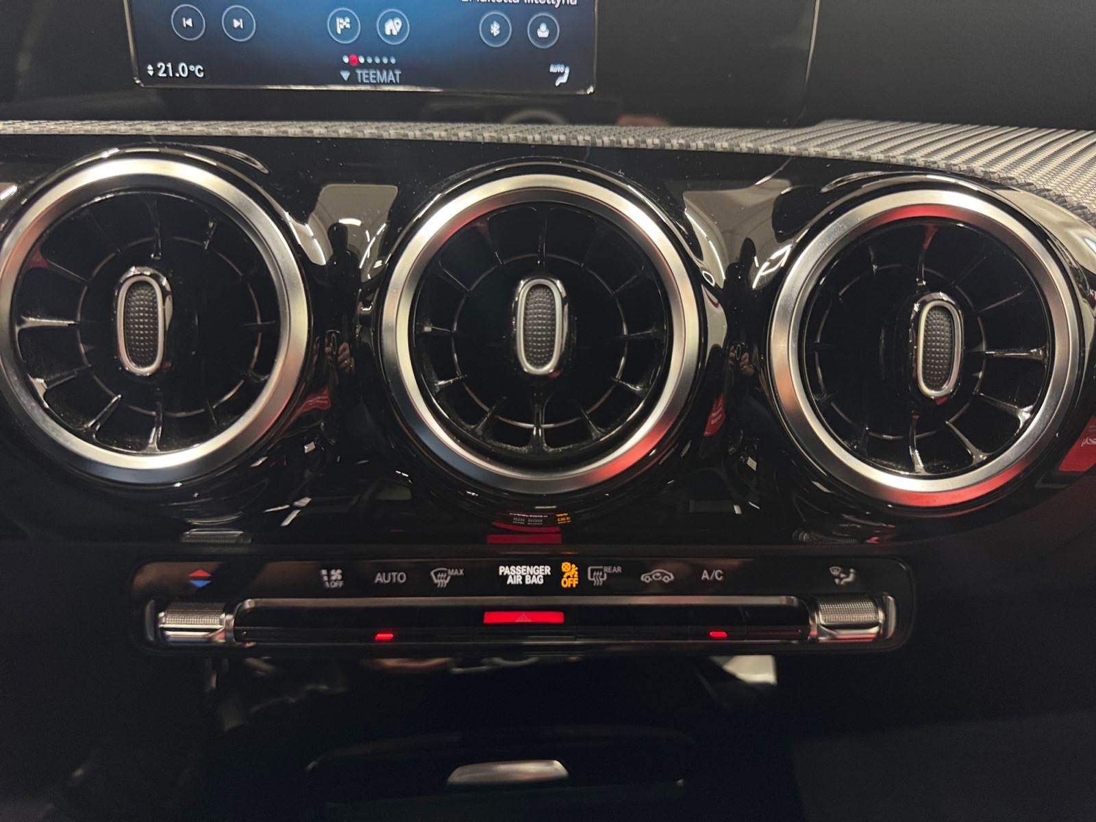 MERCEDES-BENZ A 2018