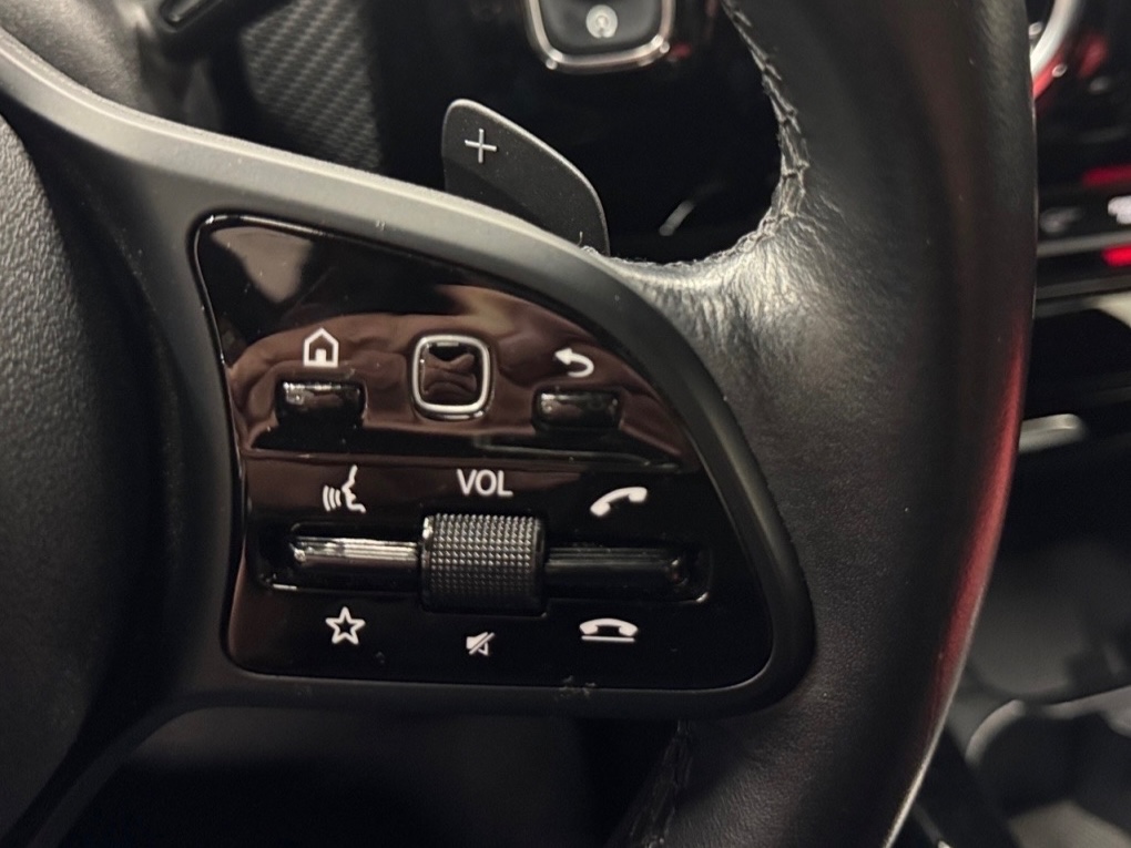 MERCEDES-BENZ A 2018
