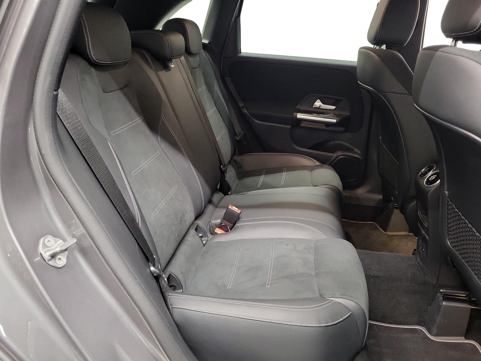 MERCEDES-BENZ B 2020