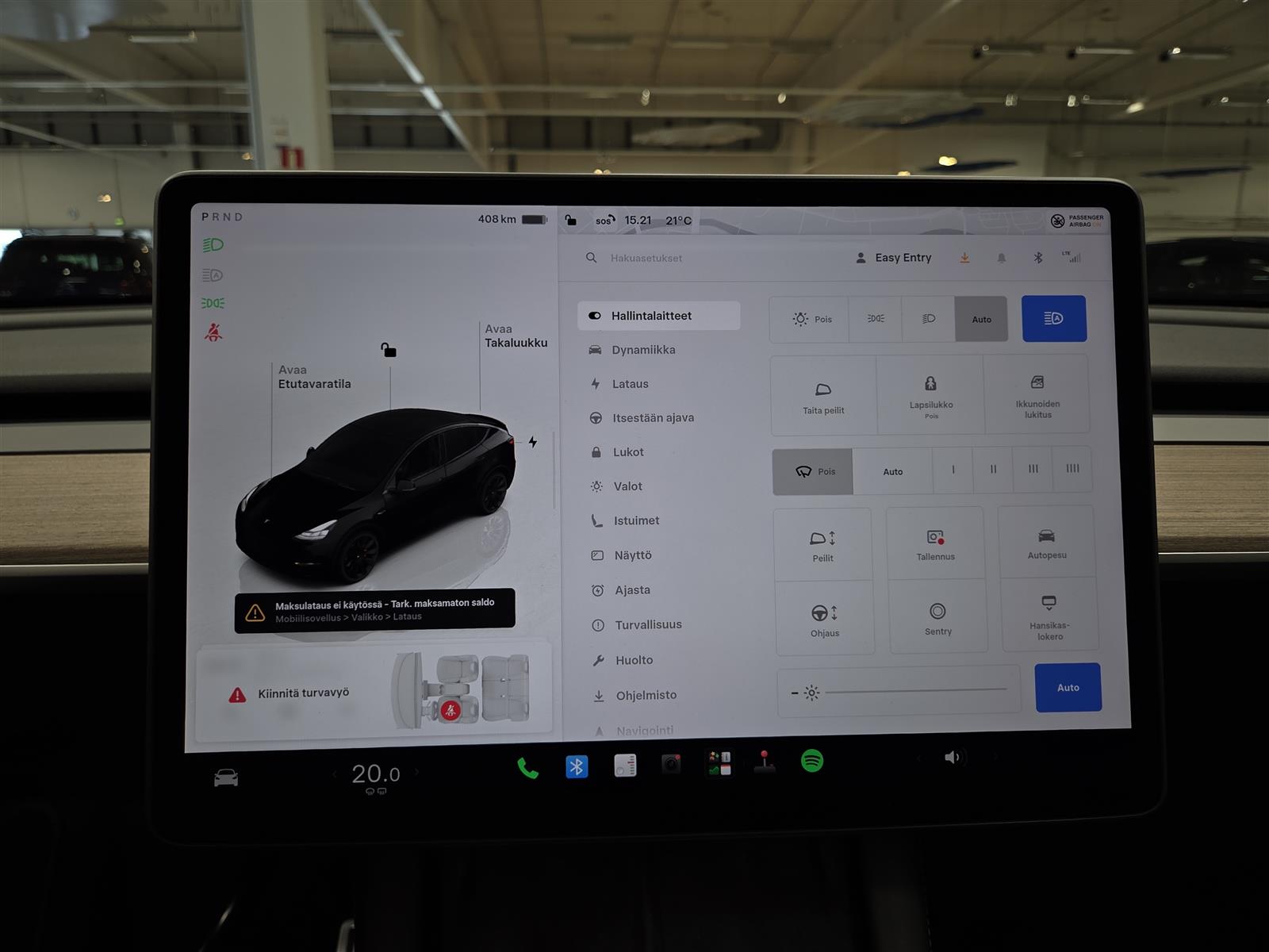 TESLA Model Y 2024