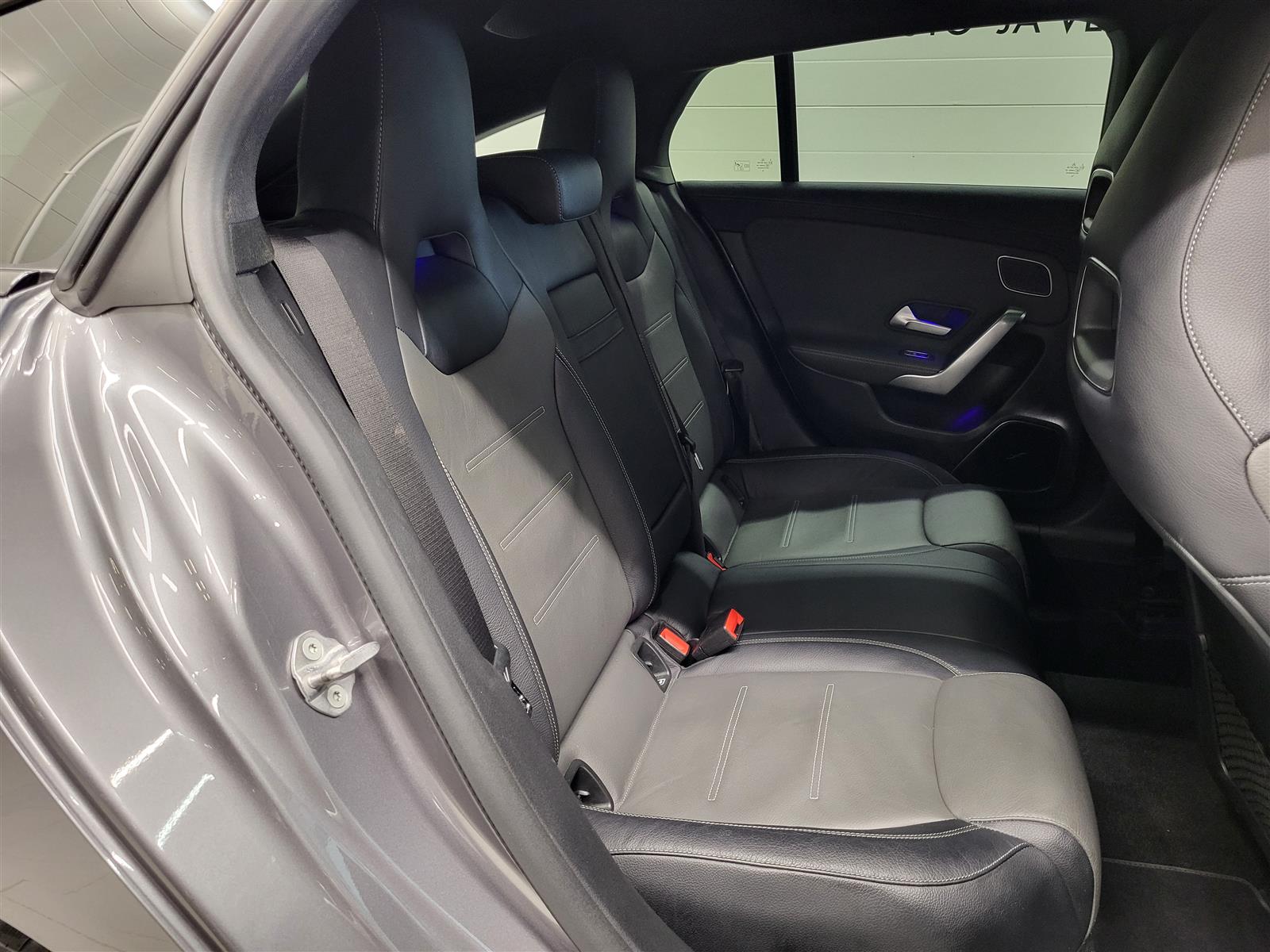 MERCEDES-BENZ CLA 2020