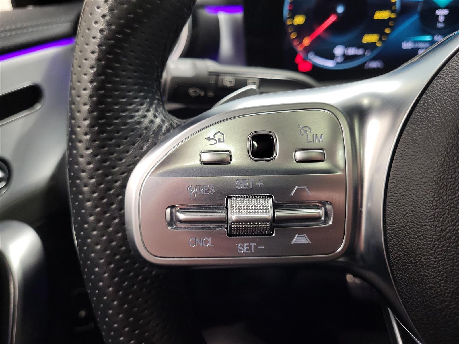 MERCEDES-BENZ CLA 2020