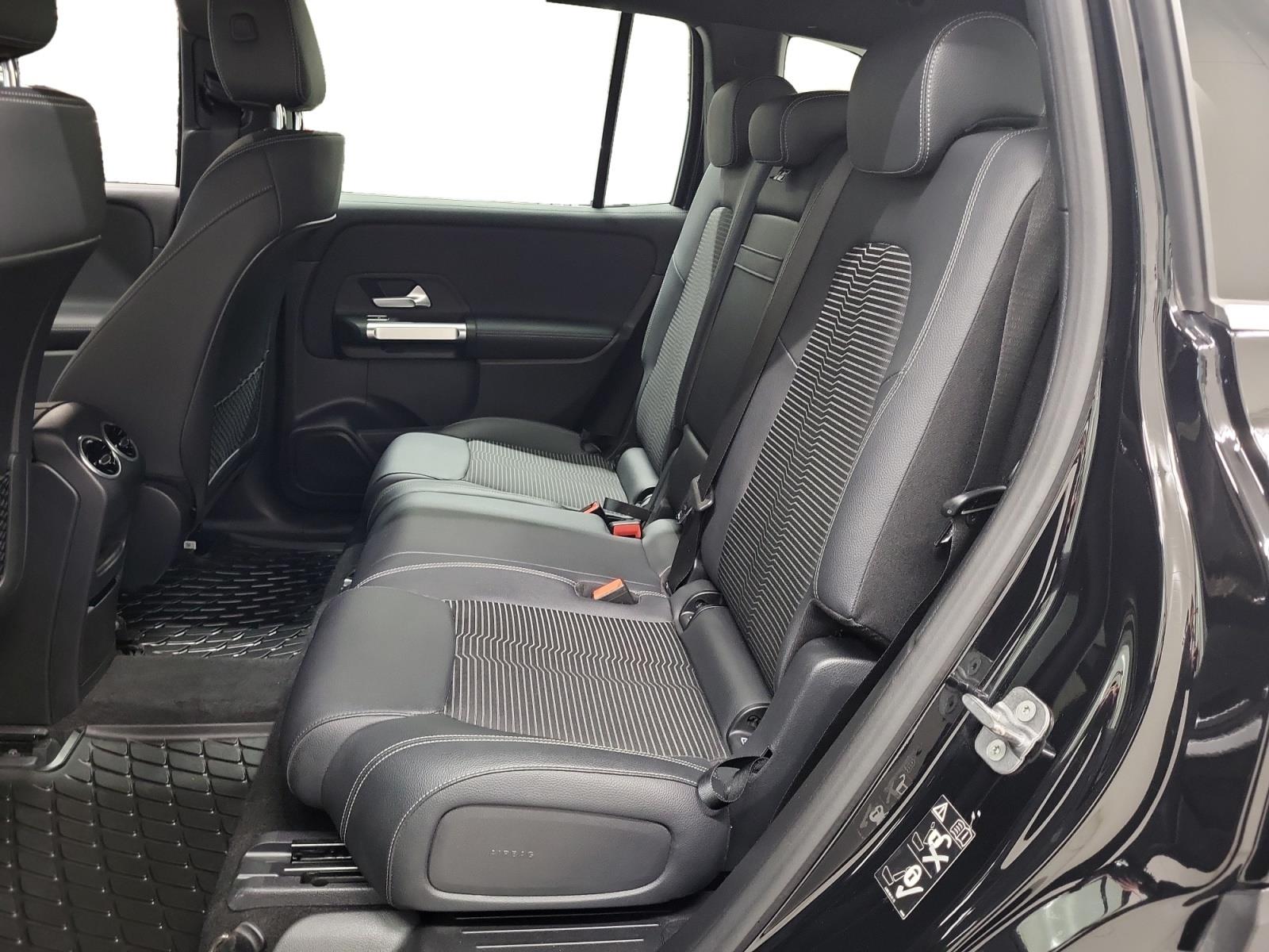 MERCEDES-BENZ EQB 2023