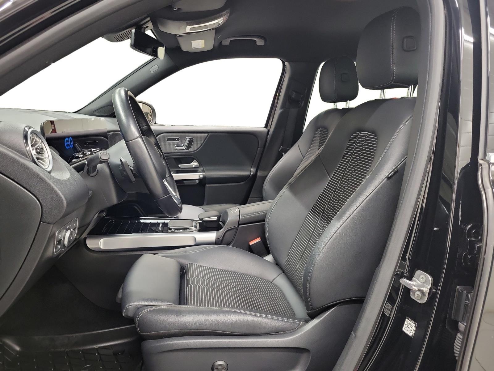 MERCEDES-BENZ EQB 2023