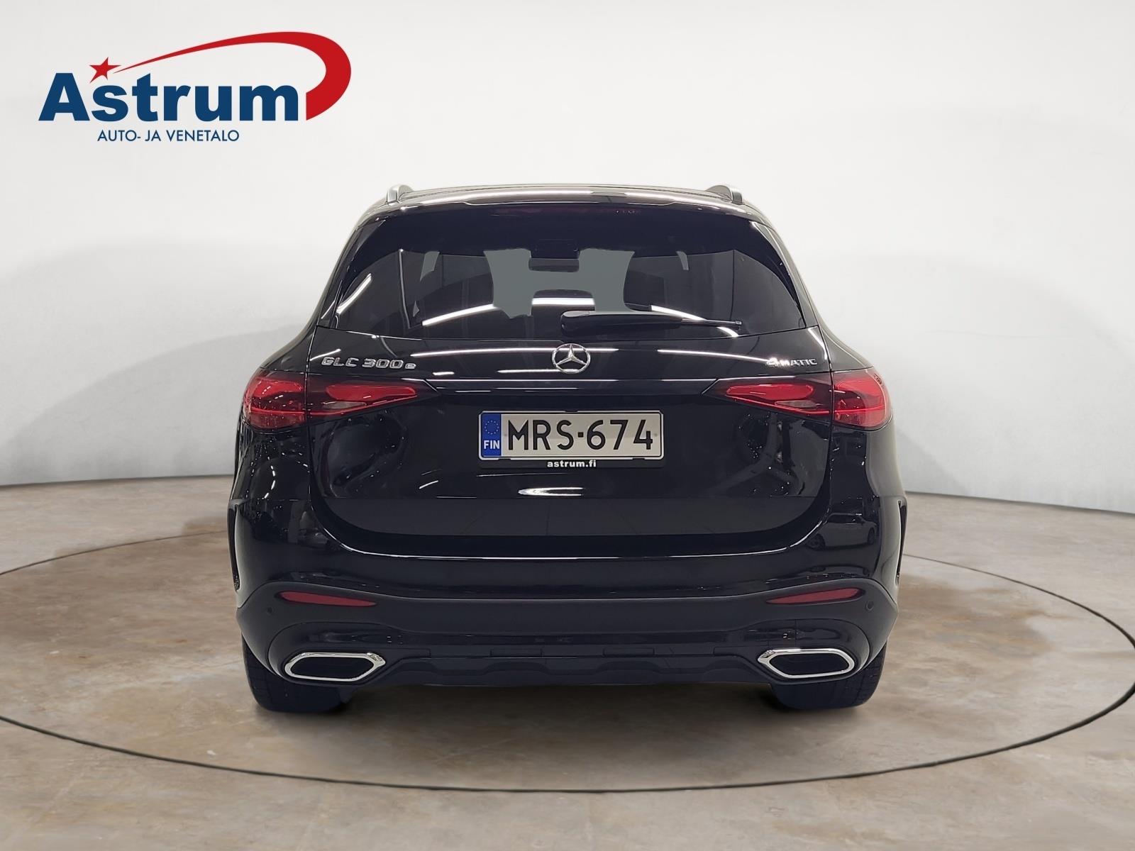 Mercedes-Benz GLC 2024