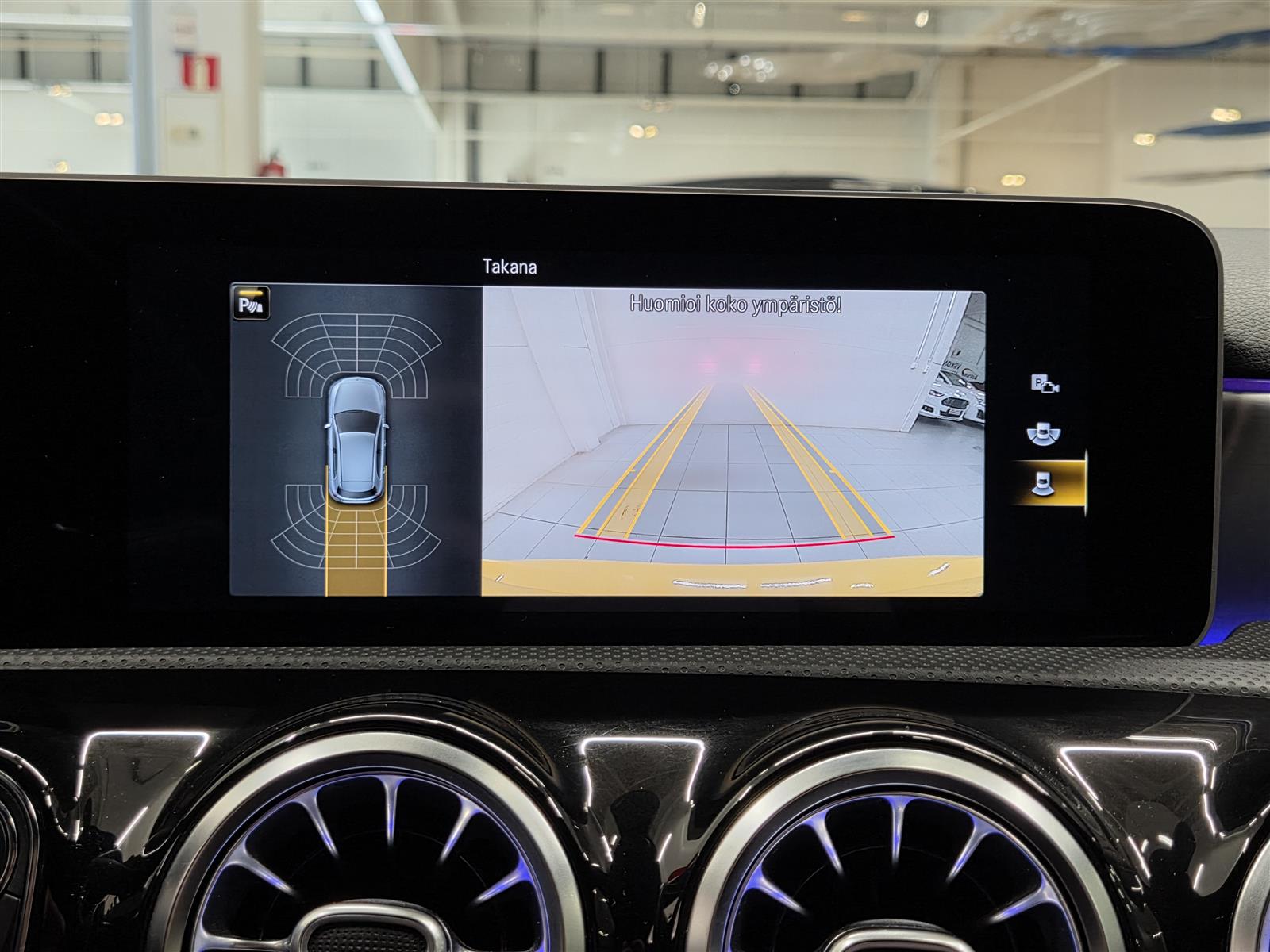 MERCEDES-BENZ A 2019
