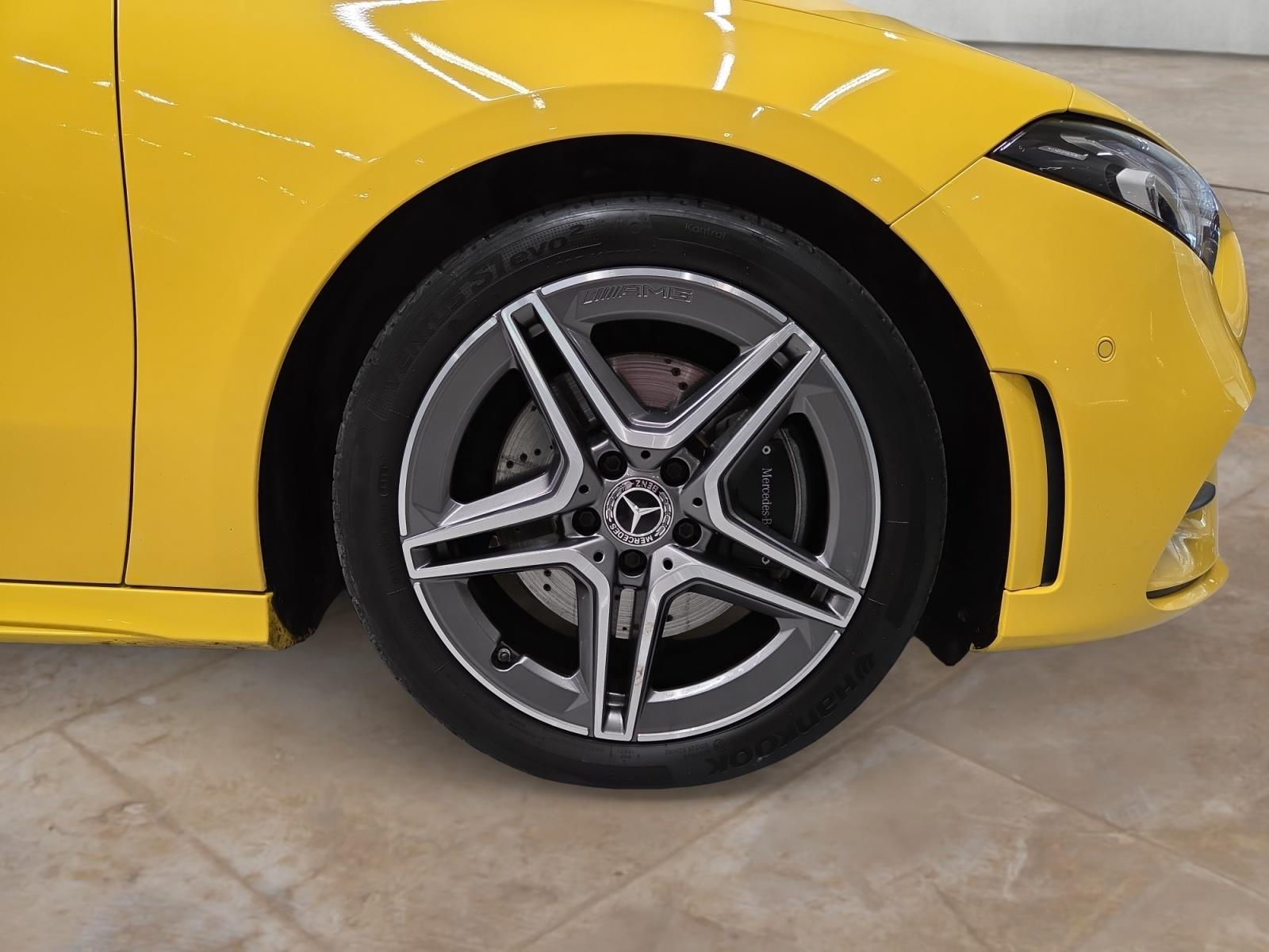 MERCEDES-BENZ A 2019