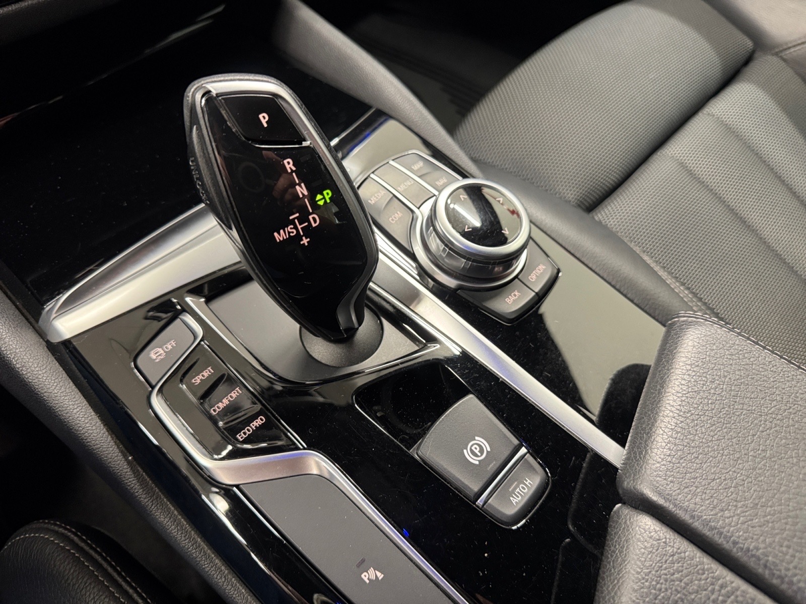 BMW 520 2018