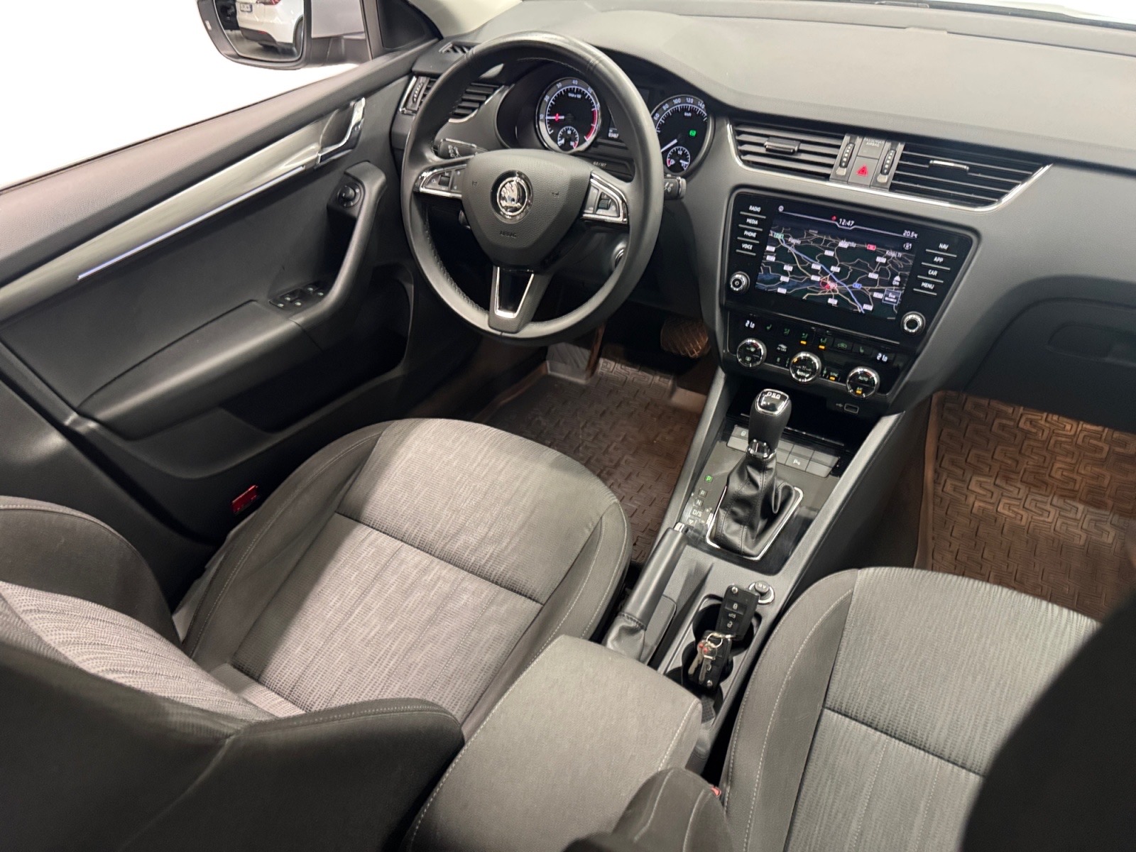 SKODA OCTAVIA 2019
