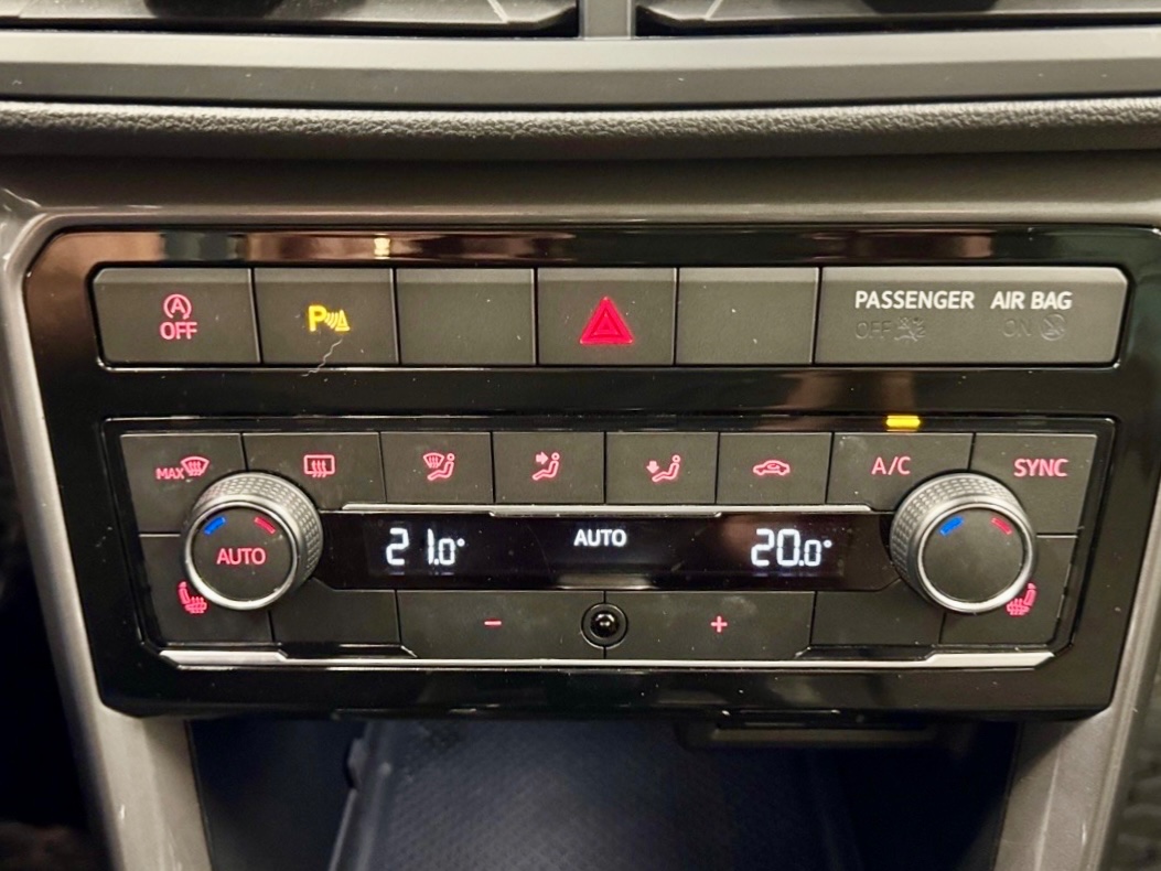 VOLKSWAGEN T-Cross 2019