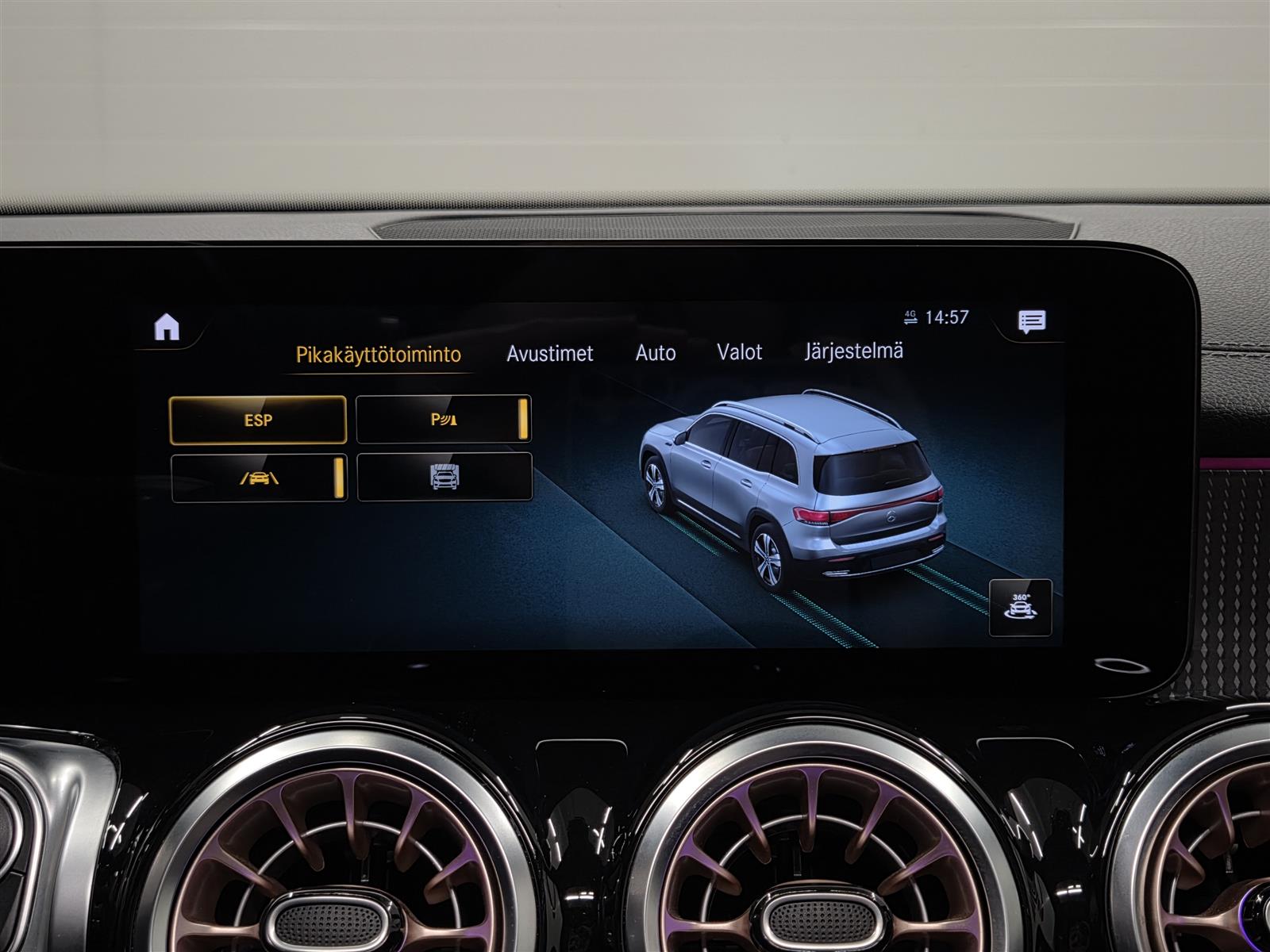 MERCEDES-BENZ EQB 2022
