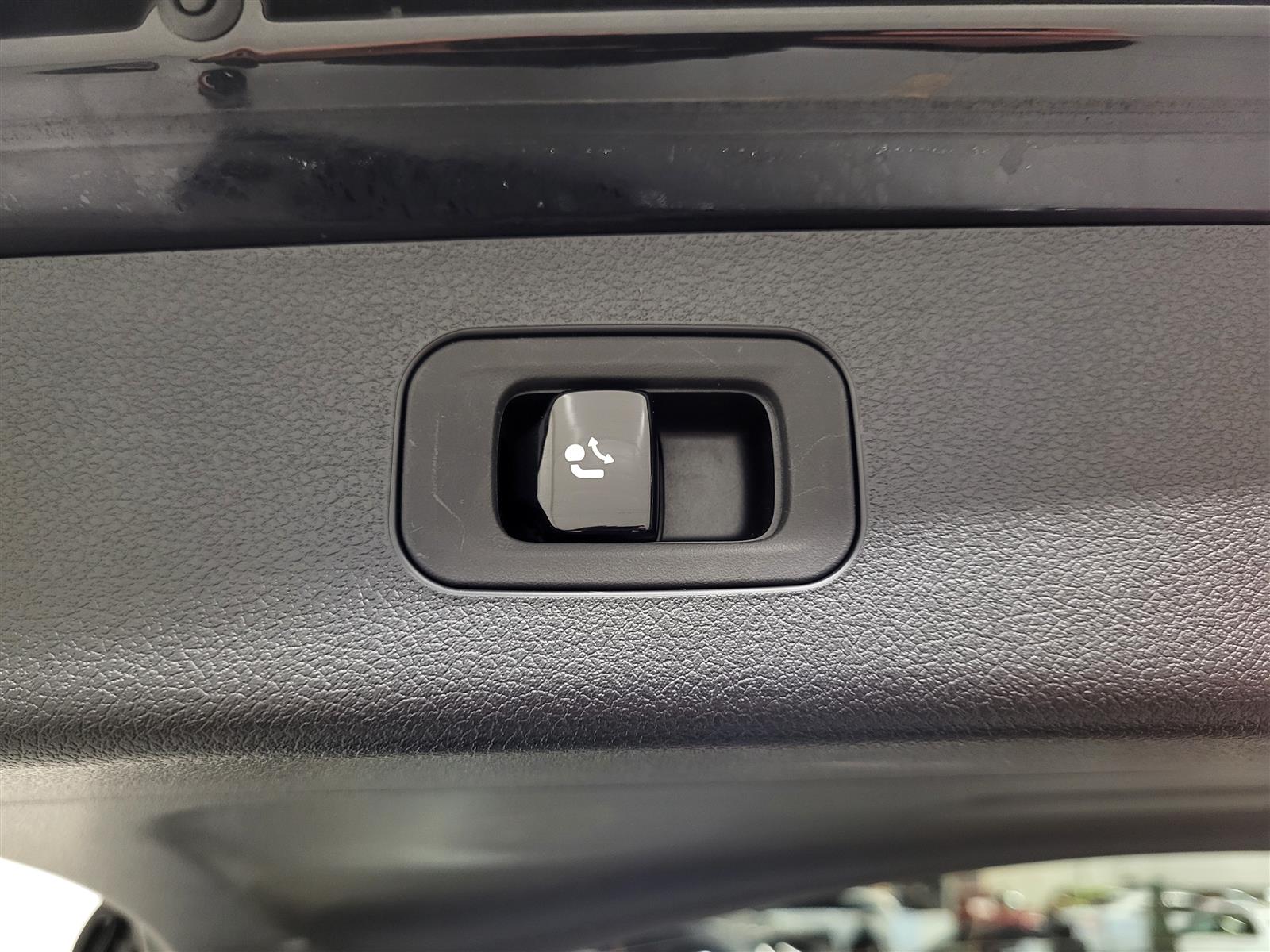 Mercedes-Benz E 2025