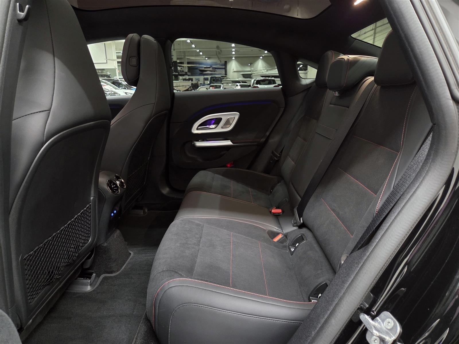 Mercedes-Benz CLA 2025