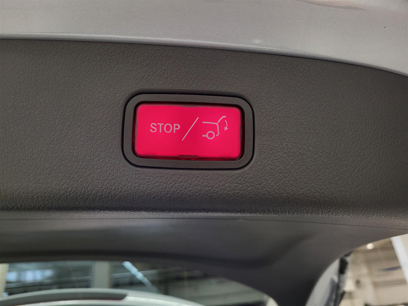 Mercedes-Benz GLC 2025